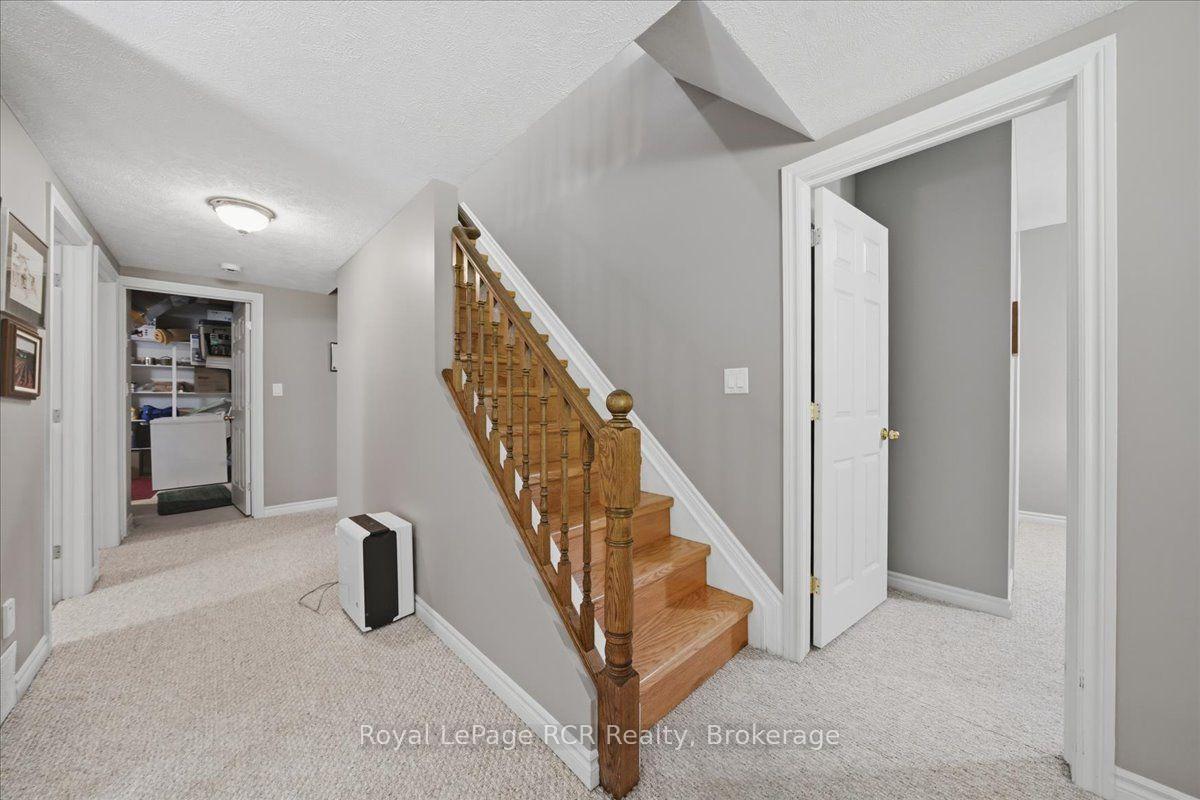 Photo 30 of 255 2nd Avenue W, Owen Sound — HOMEH