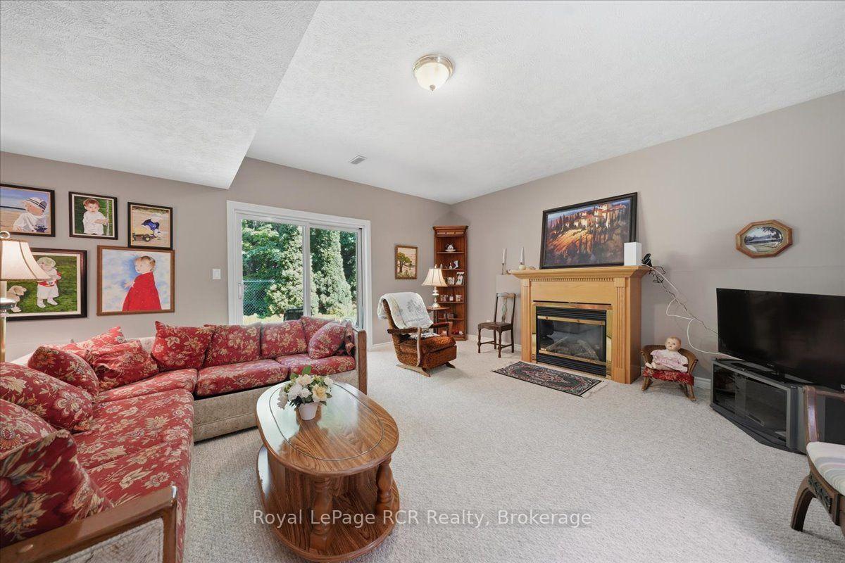 Photo 31 of 255 2nd Avenue W, Owen Sound — HOMEH