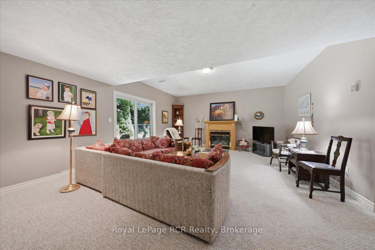 Photo 33 of 255 2nd Avenue W, Owen Sound — HOMEH