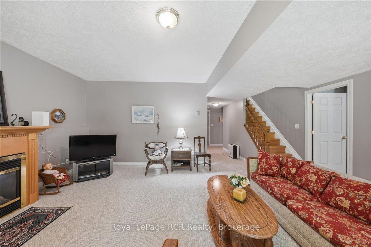 Photo 34 of 255 2nd Avenue W, Owen Sound — HOMEH