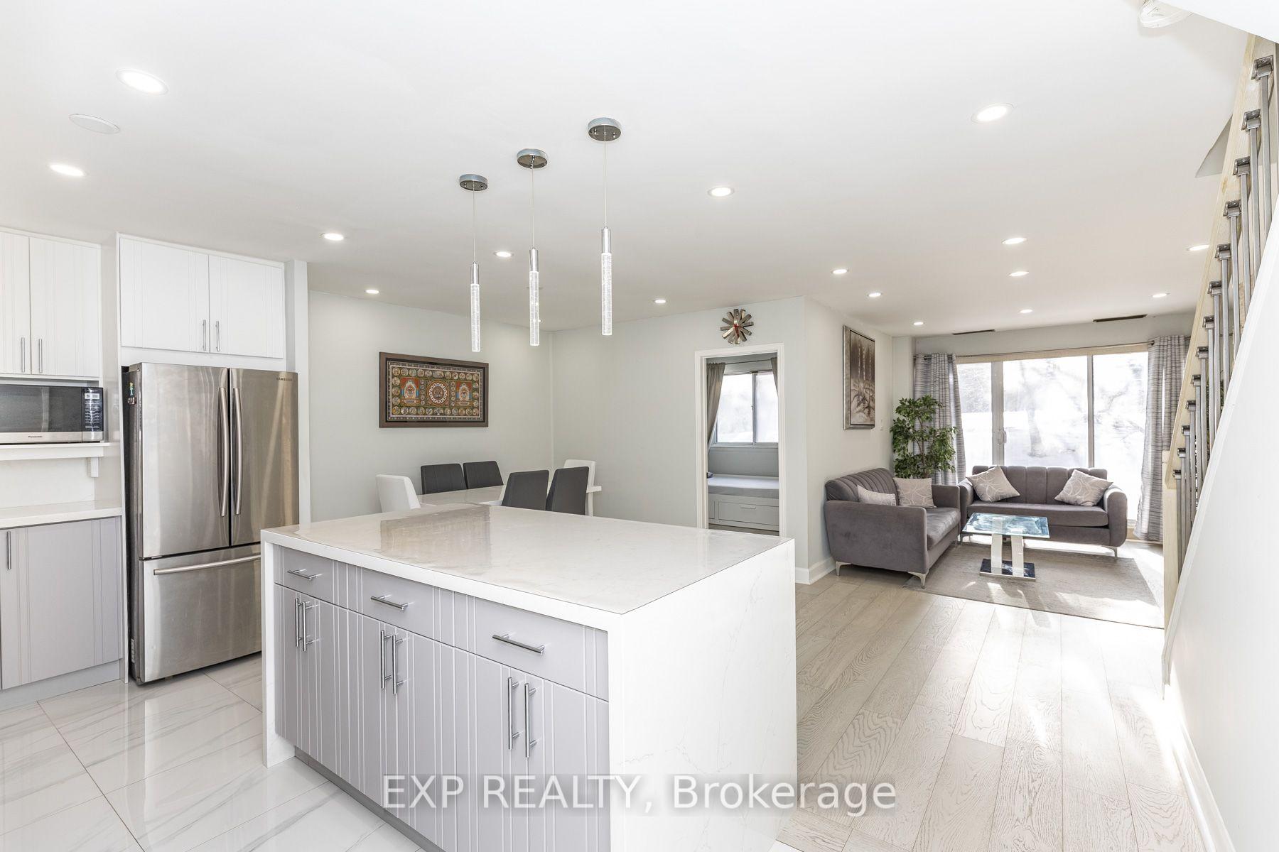 Photo 8 of Unit 110, 4001 Don Mills Road, North York, Hillcrest Village — HOMEH