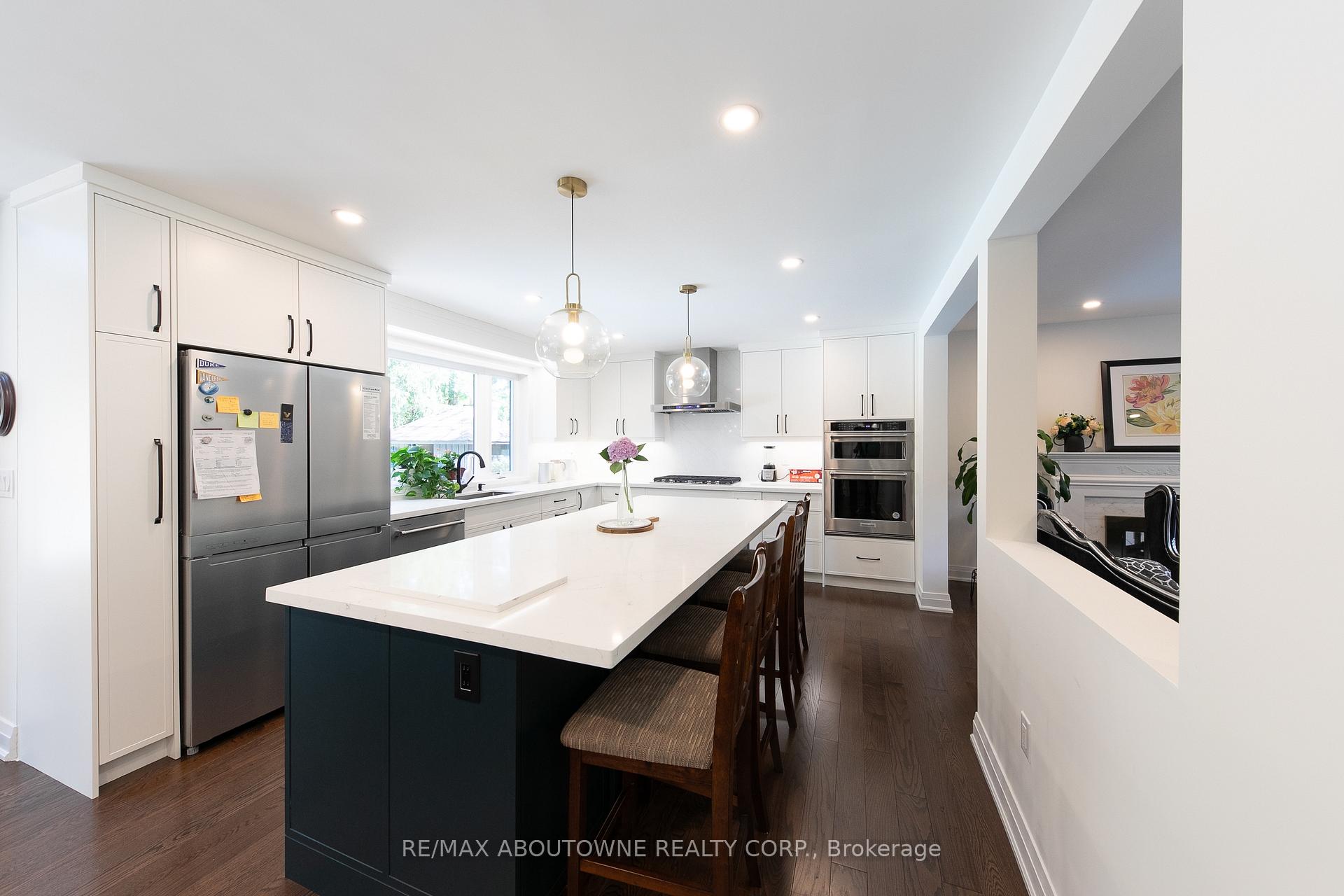 Photo 6 of 1201 Botany Hill W, Oakville, Morrison — HOMEH