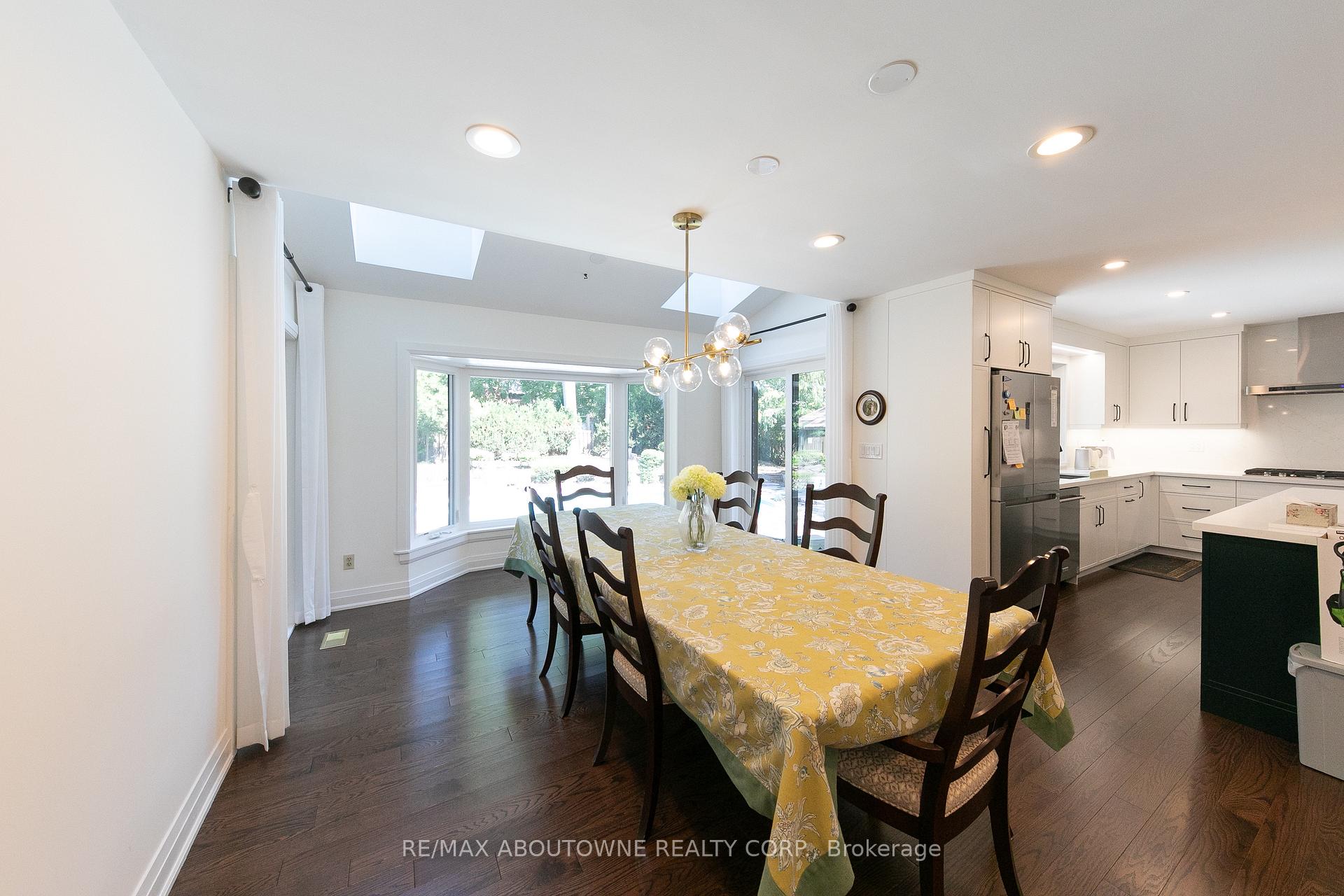 Photo 9 of 1201 Botany Hill W, Oakville, Morrison — HOMEH