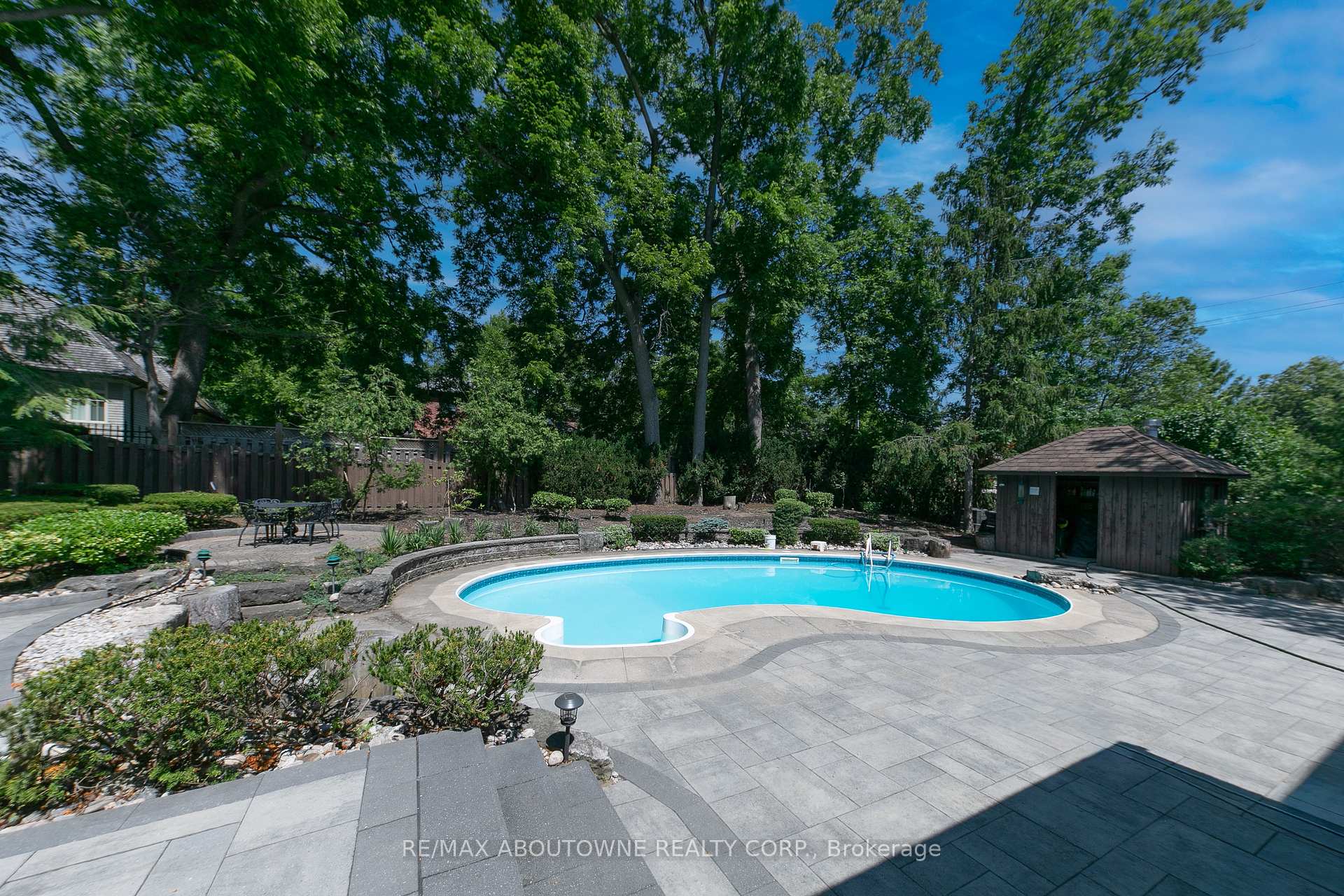 Photo 38 of 1201 Botany Hill W, Oakville, Morrison — HOMEH