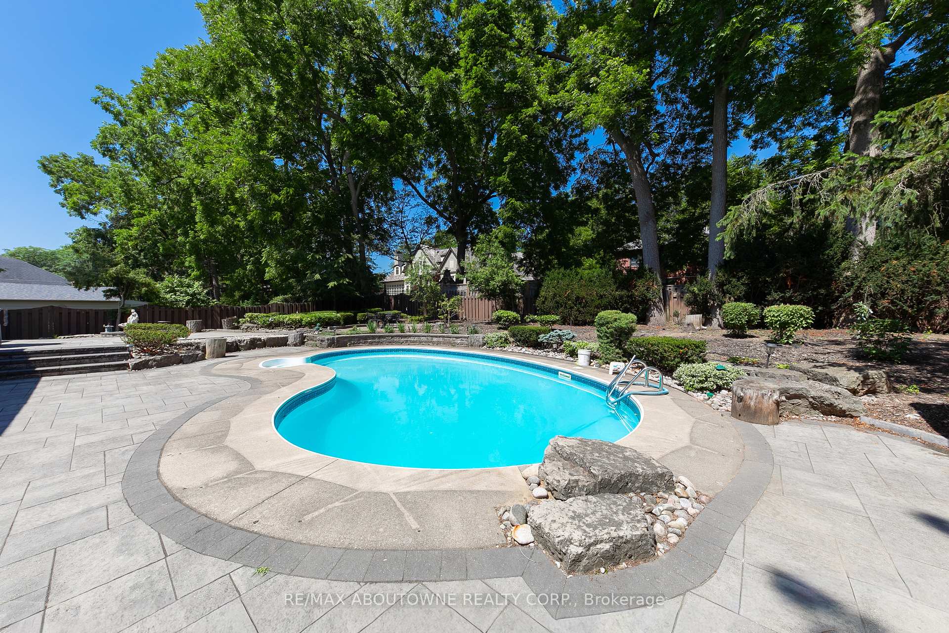 Photo 41 of 1201 Botany Hill W, Oakville, Morrison — HOMEH