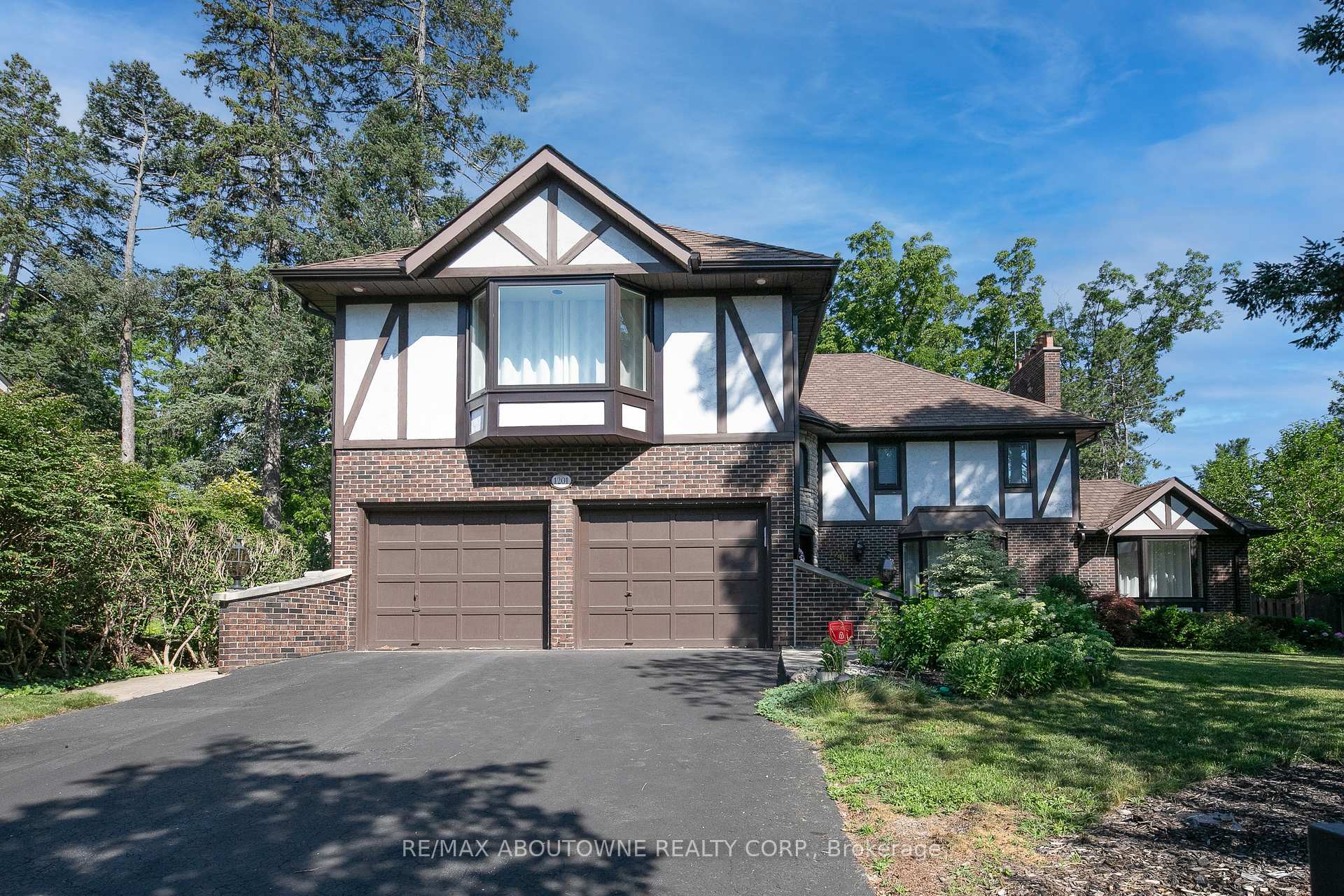 Photo 45 of 1201 Botany Hill W, Oakville, Morrison — HOMEH