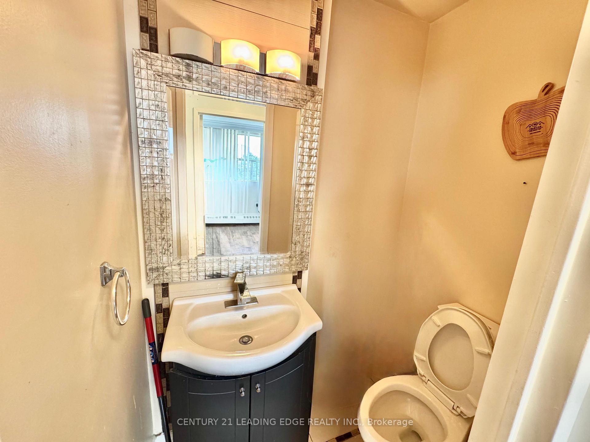 Photo 7 of Unit 82, 1624 Bloor Street, Mississauga, Applewood — HOMEH