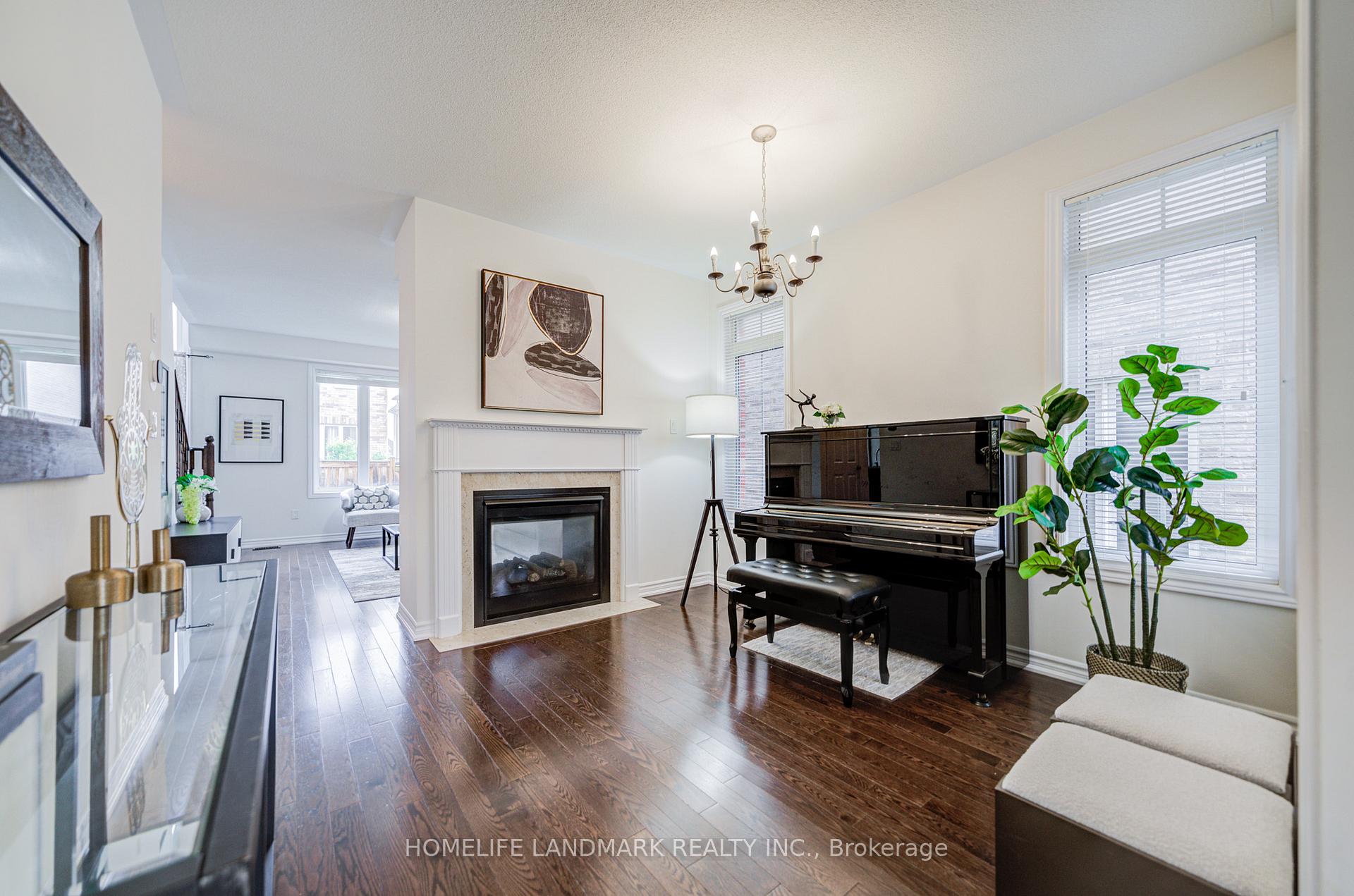 Photo 7 of 30 Garrardview Street, Ajax, Northeast Ajax — HOMEH