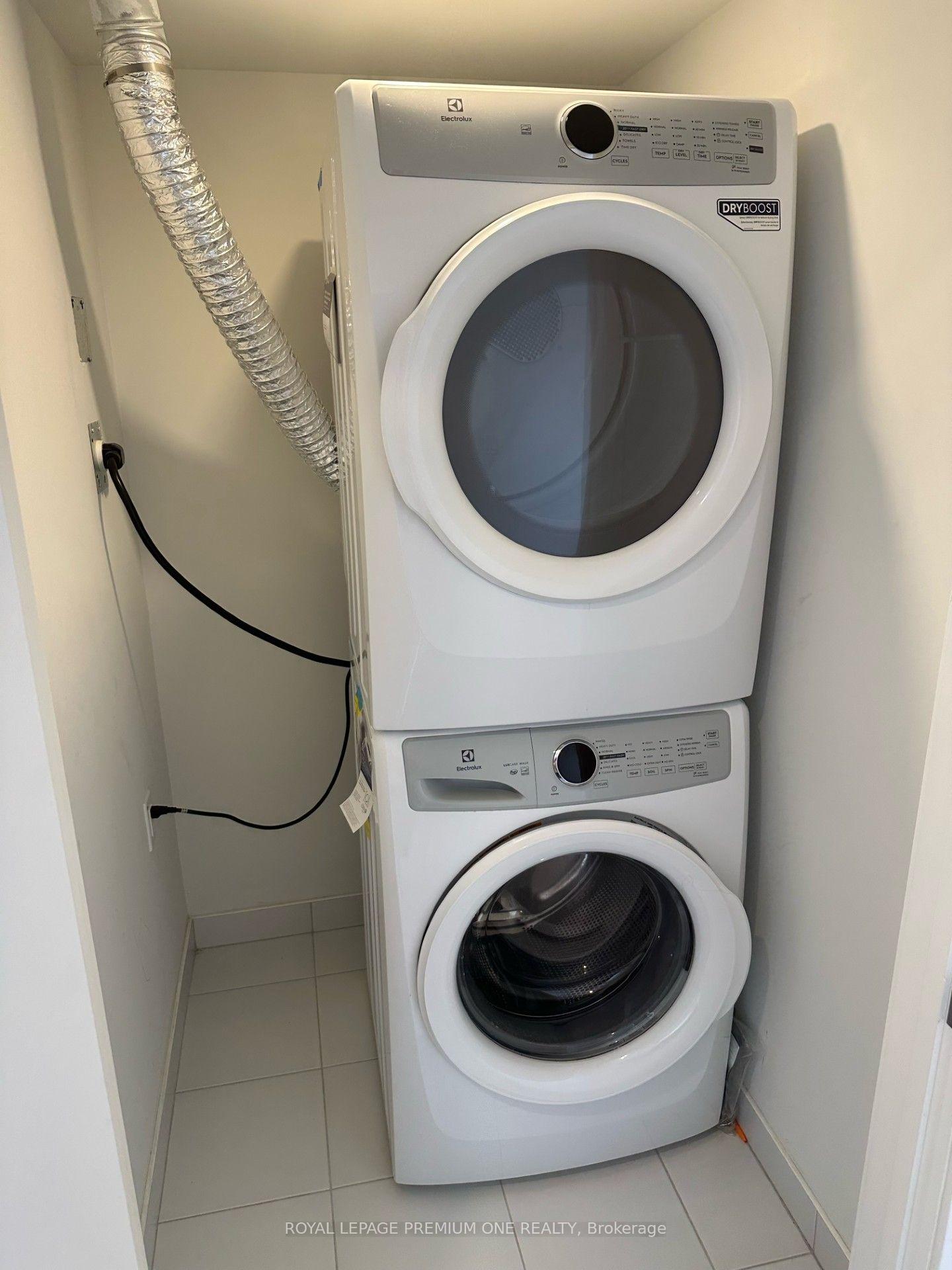 Photo 15 of Unit 269, 150 Honeycrisp Crescent, Vaughan, Vaughan Corporate Centre — HOMEH