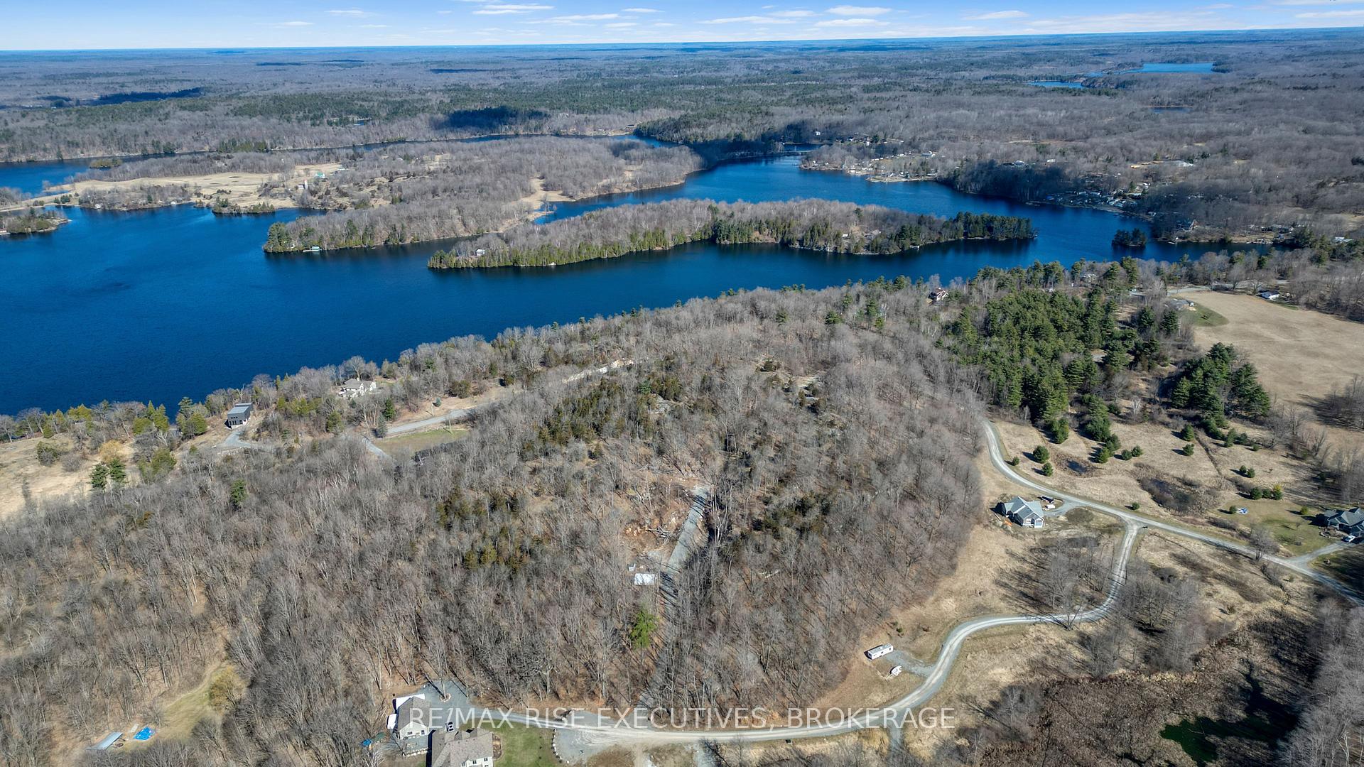 Photo 3 of 6 Cranberry Cove Lane, Frontenac, Frontenac South — HOMEH