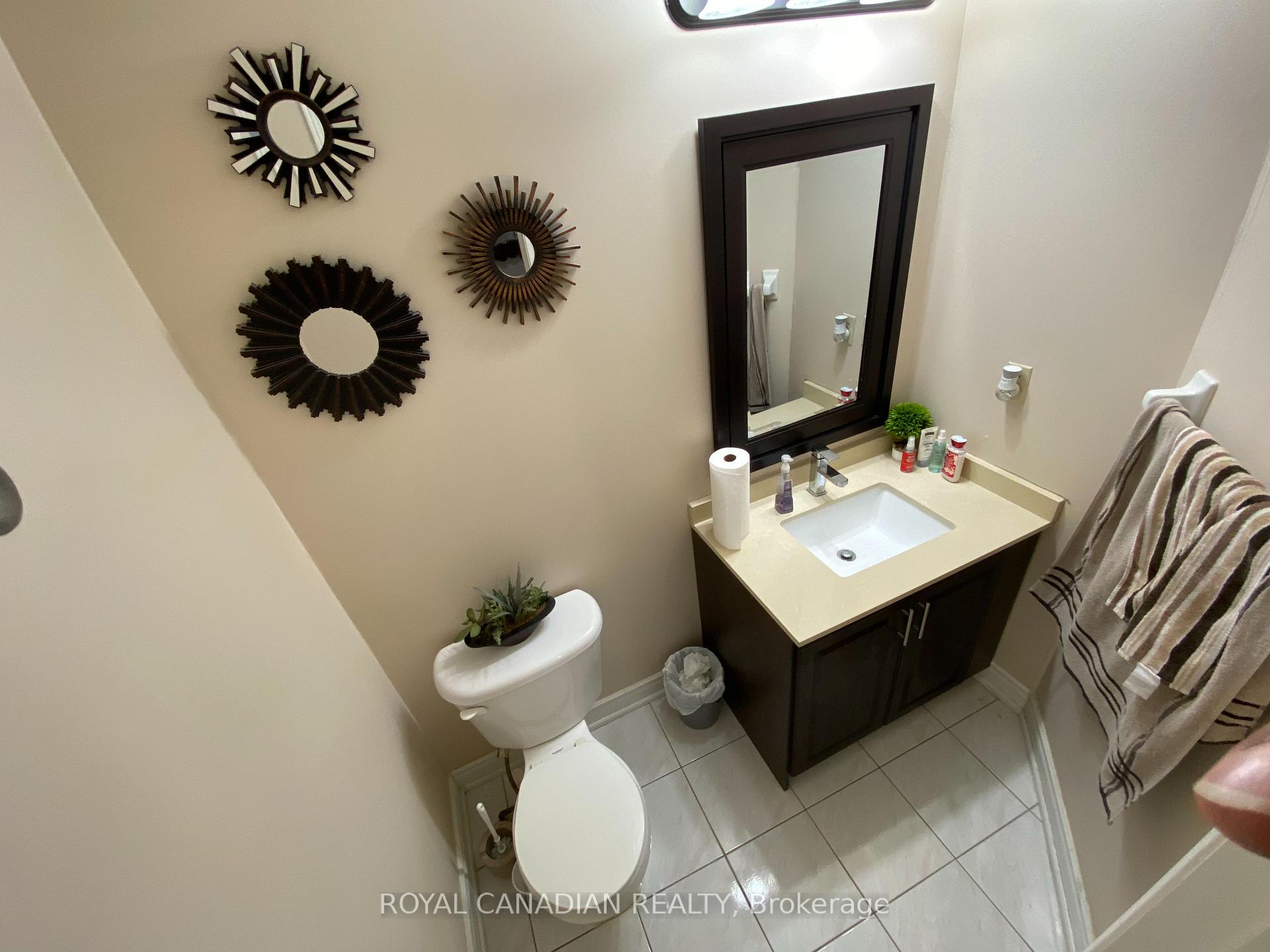 Photo 8 of Unit Upper, 9 Clarion Crescent, Markham, Middlefield — HOMEH
