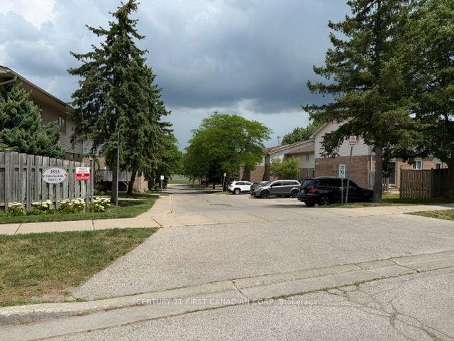 Photo of Unit 42, 1855 Aldersbrook Road W