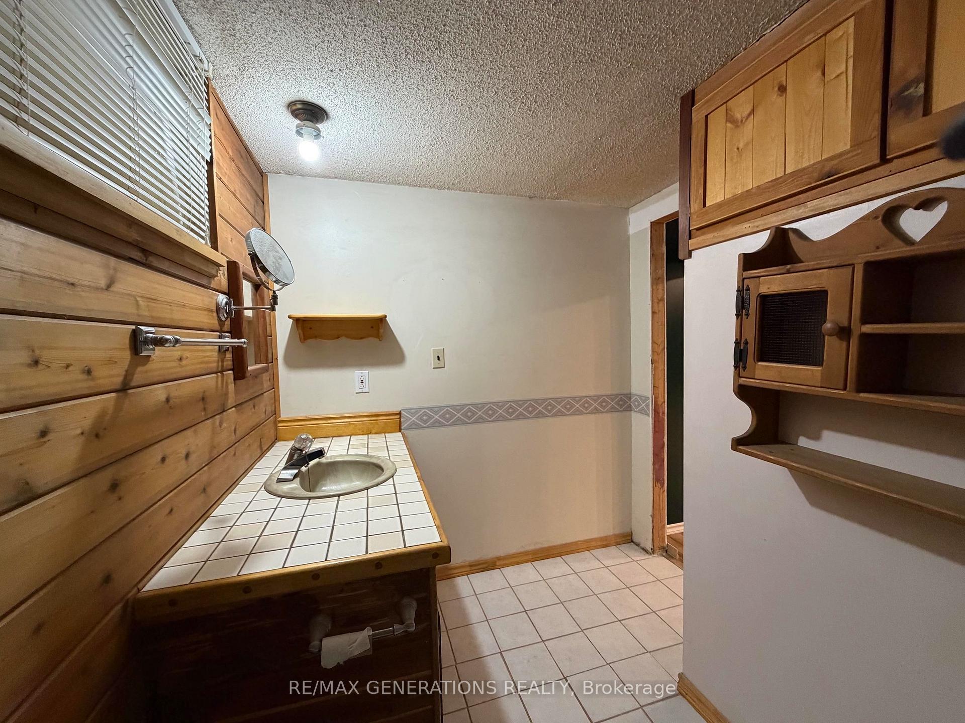 Photo 22 of 82 Lakeview Drive, Terrace Bay — HOMEH