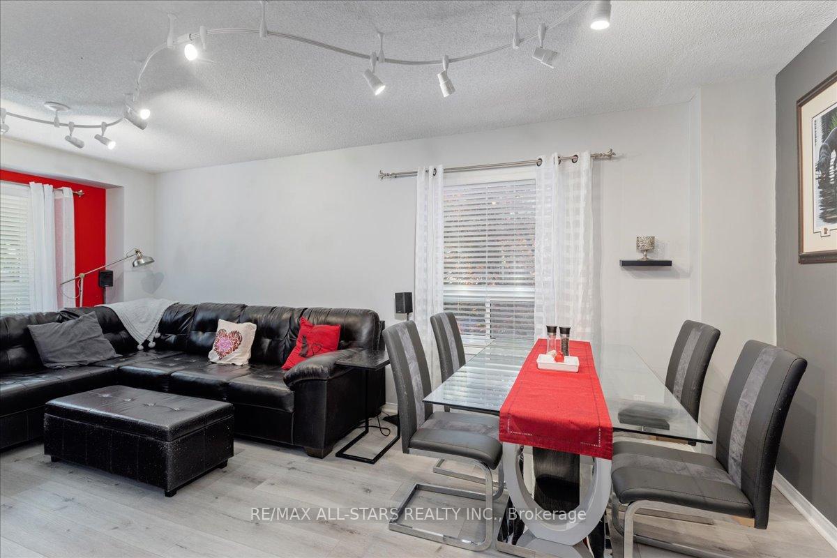 Photo 6 of 66 Kyle Crescent, Georgina, Keswick North — HOMEH