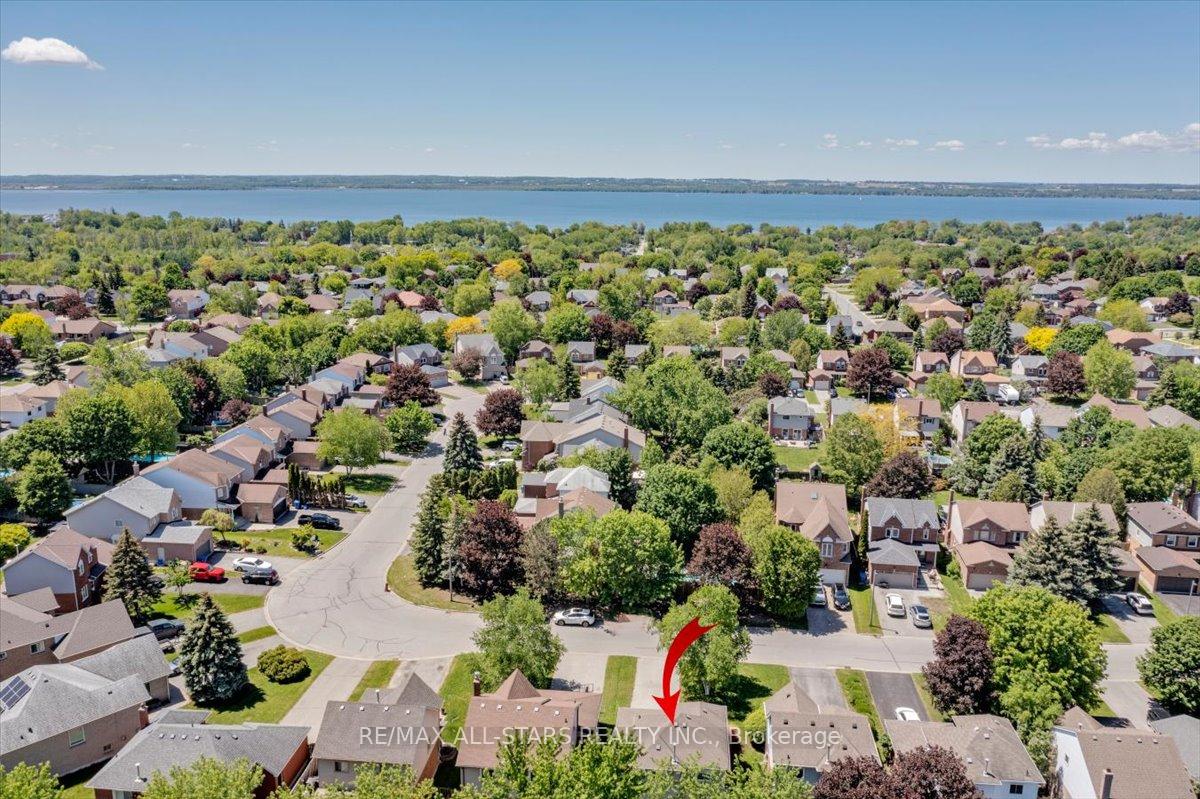 Photo 37 of 66 Kyle Crescent, Georgina, Keswick North — HOMEH