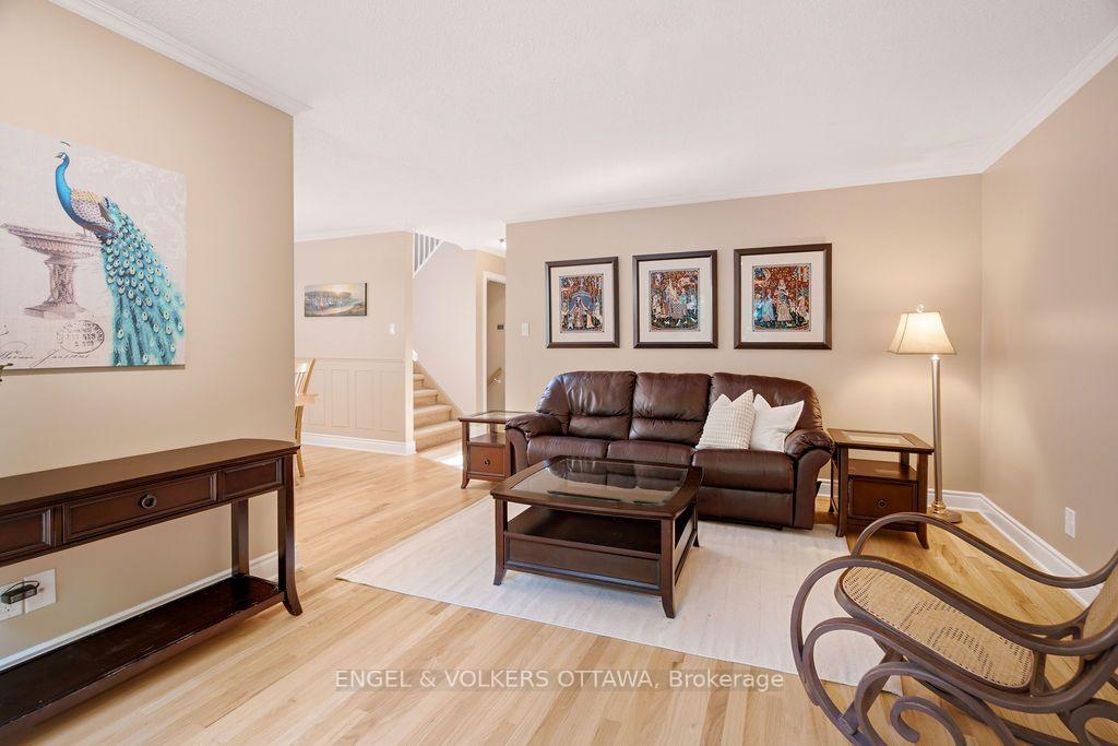 Photo 4 of 401 St. Denis Street, Ottawa, Vanier — HOMEH