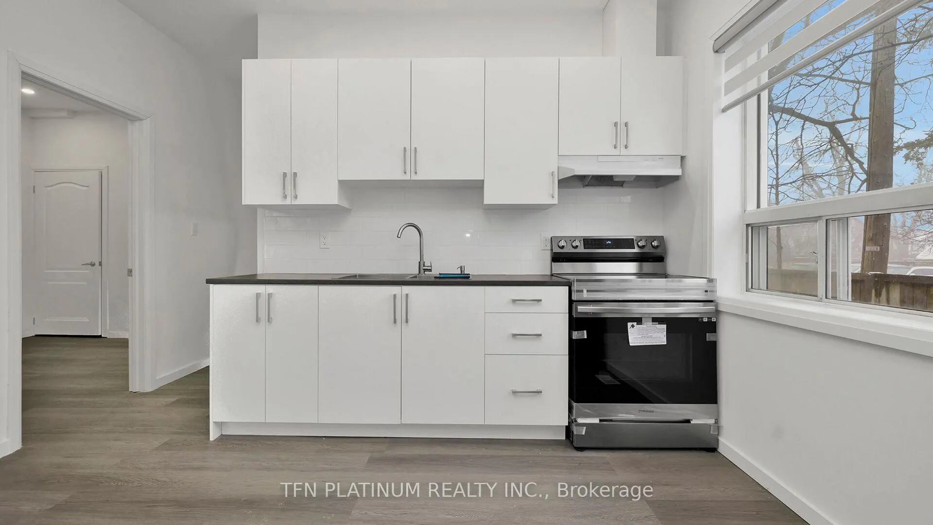 Photo 7 of Unit #1, 229 Queen Street W, Brampton, Downtown Brampton — HOMEH