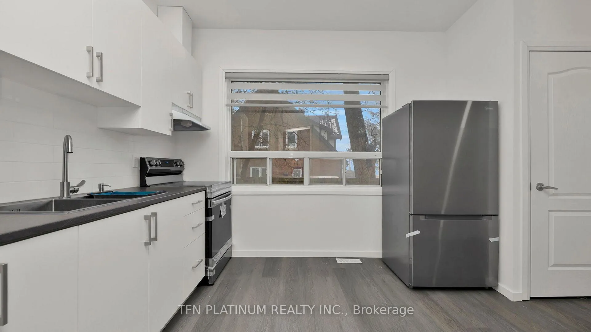 Photo 8 of Unit #1, 229 Queen Street W, Brampton, Downtown Brampton — HOMEH