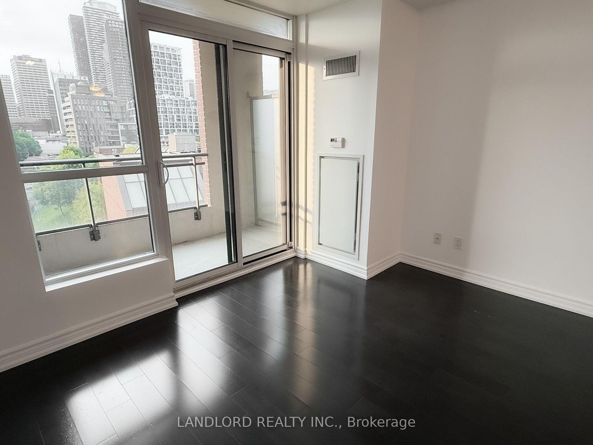 Photo 10 of Unit 521, 23 Glebe Road W, Toronto, Yonge-Eglinton — HOMEH