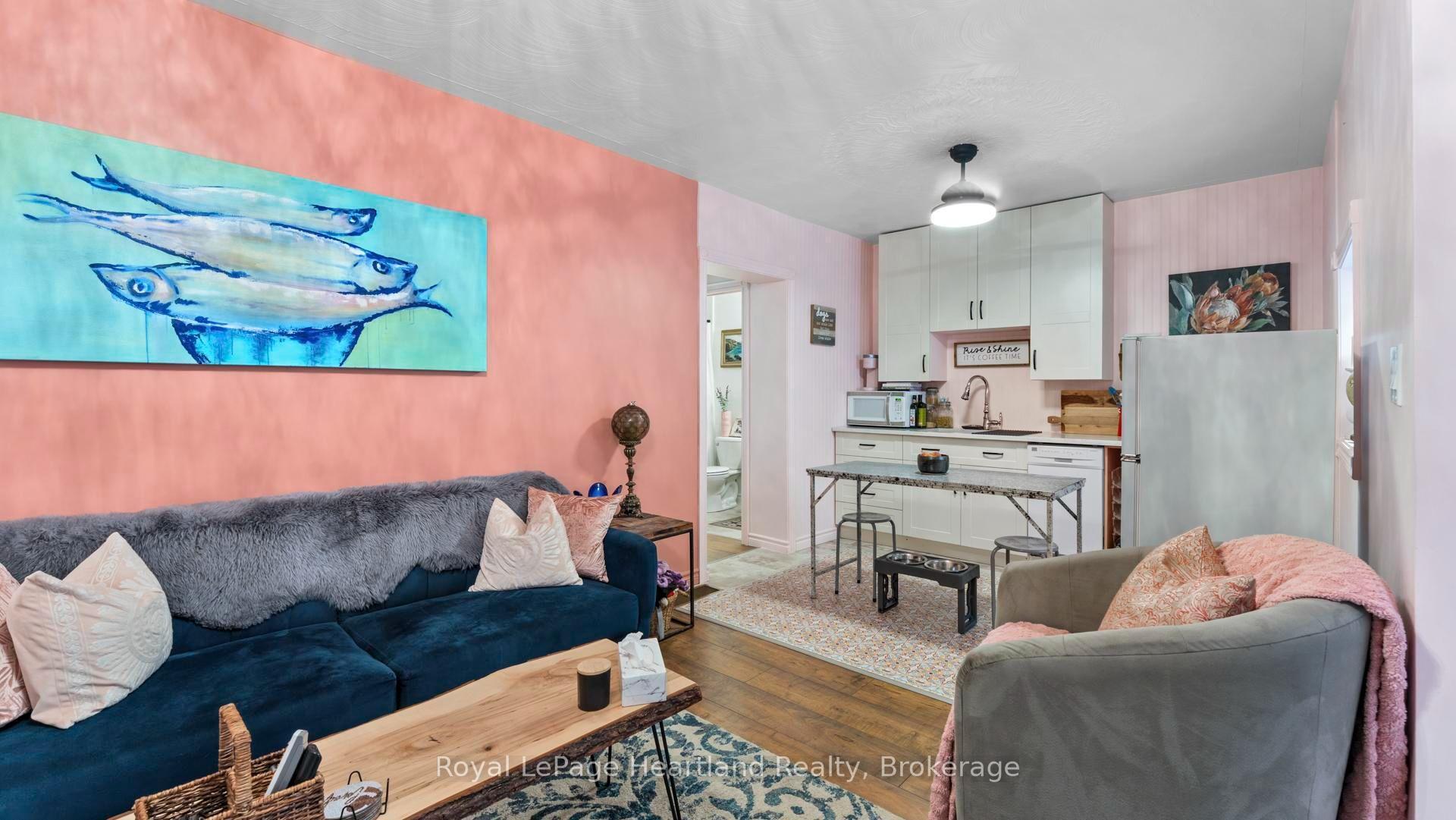 Photo 21 of 18 St Vincent Street, Goderich, Goderich (Town) — HOMEH