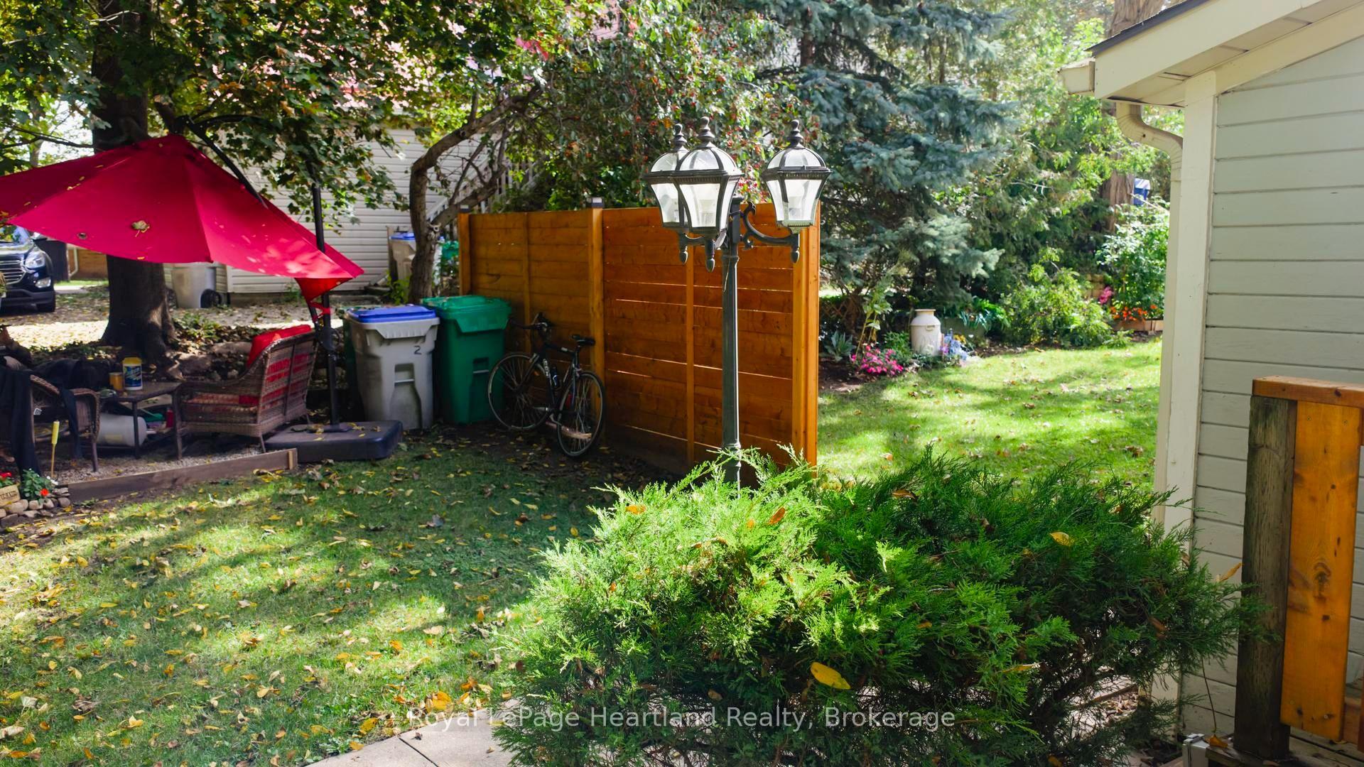 Photo 40 of 18 St Vincent Street, Goderich, Goderich (Town) — HOMEH