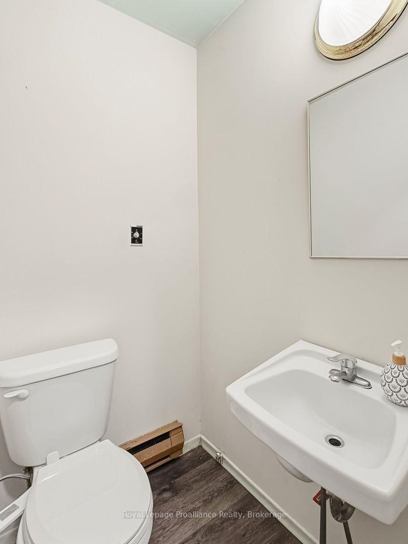 Photo 14 of 7 Tiffany Place, Quinte West, Trenton Ward — HOMEH