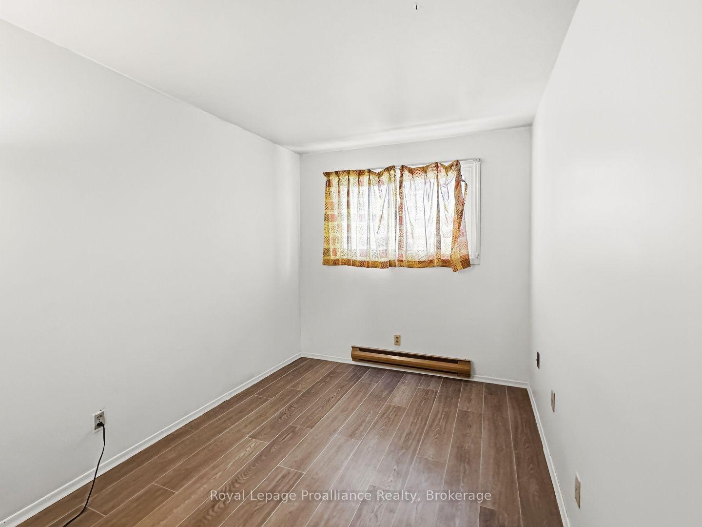 Photo 15 of 7 Tiffany Place, Quinte West, Trenton Ward — HOMEH