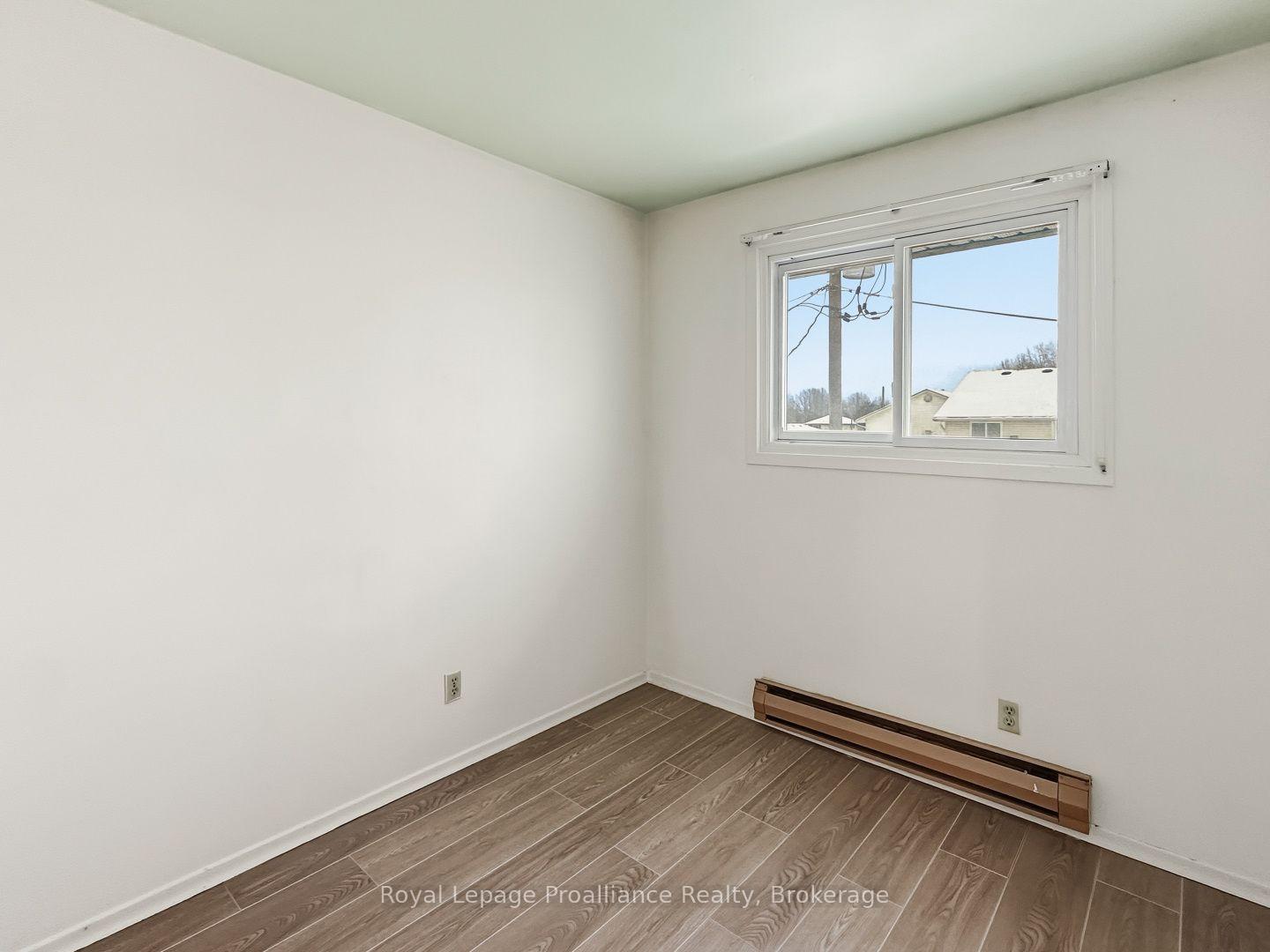 Photo 17 of 7 Tiffany Place, Quinte West, Trenton Ward — HOMEH