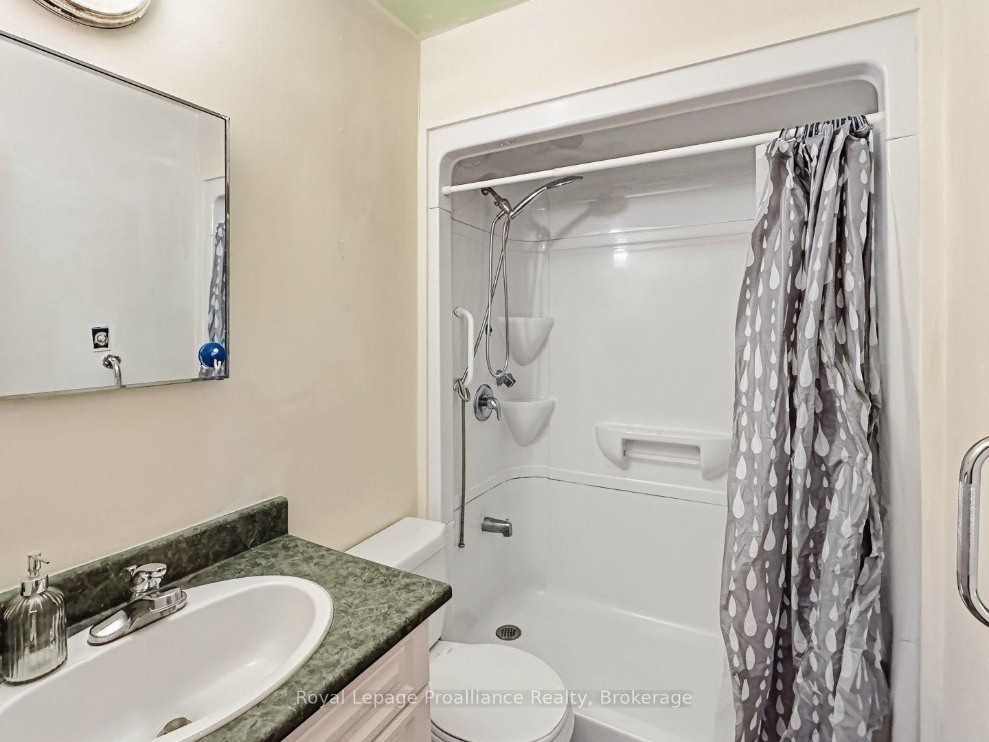 Photo 24 of 7 Tiffany Place, Quinte West, Trenton Ward — HOMEH
