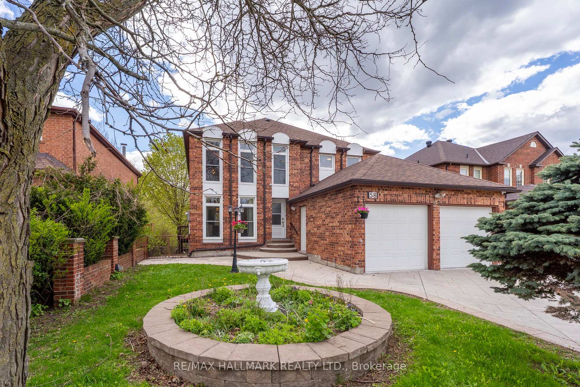 Photo 2 of 58 Alexis Road, Markham, Thornlea — HOMEH