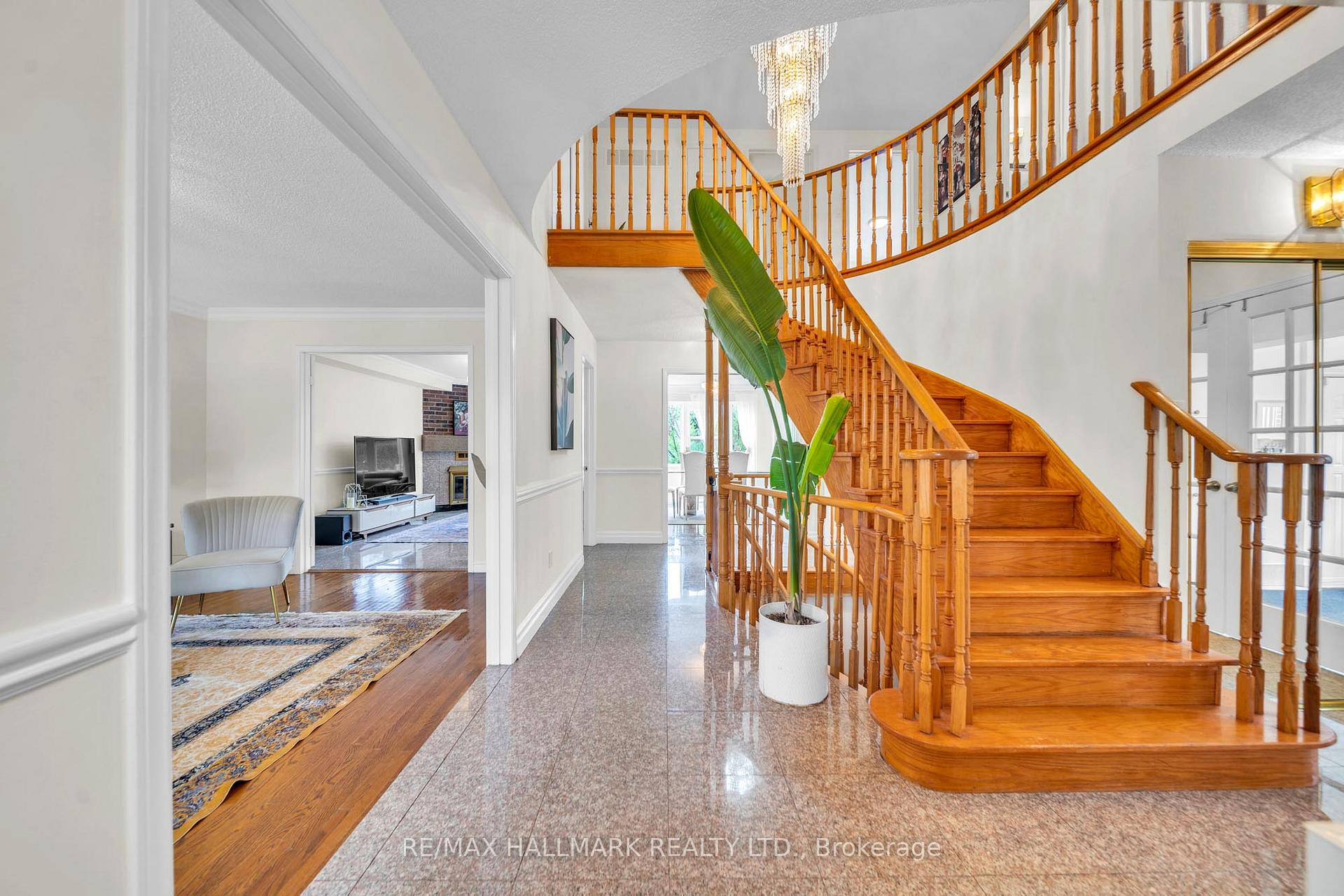 Photo 4 of 58 Alexis Road, Markham, Thornlea — HOMEH