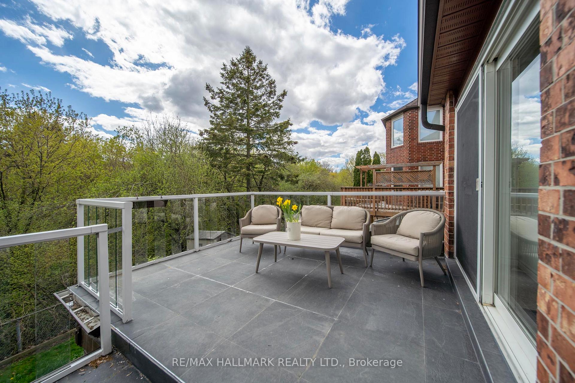 Photo 16 of 58 Alexis Road, Markham, Thornlea — HOMEH