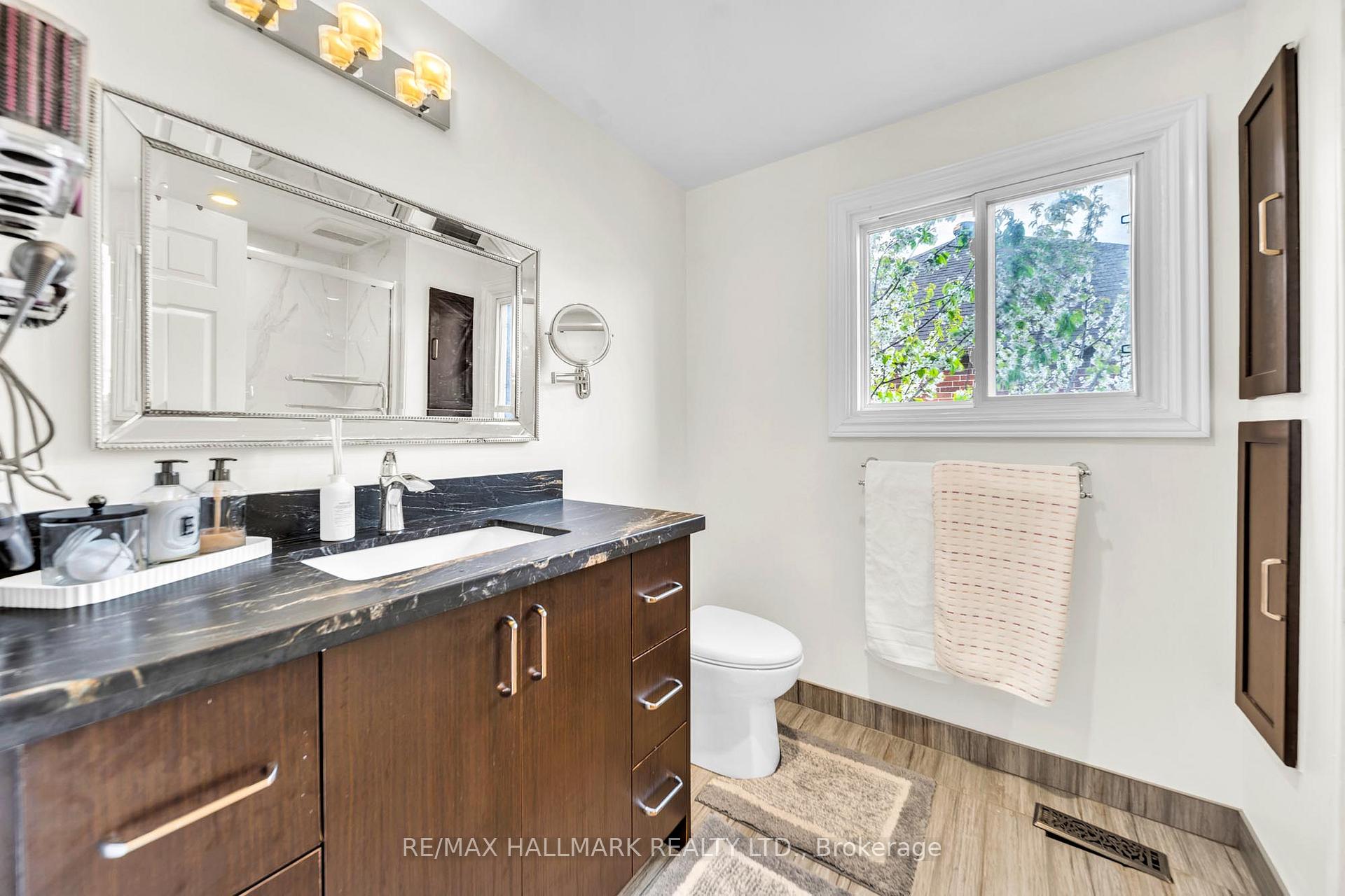 Photo 26 of 58 Alexis Road, Markham, Thornlea — HOMEH