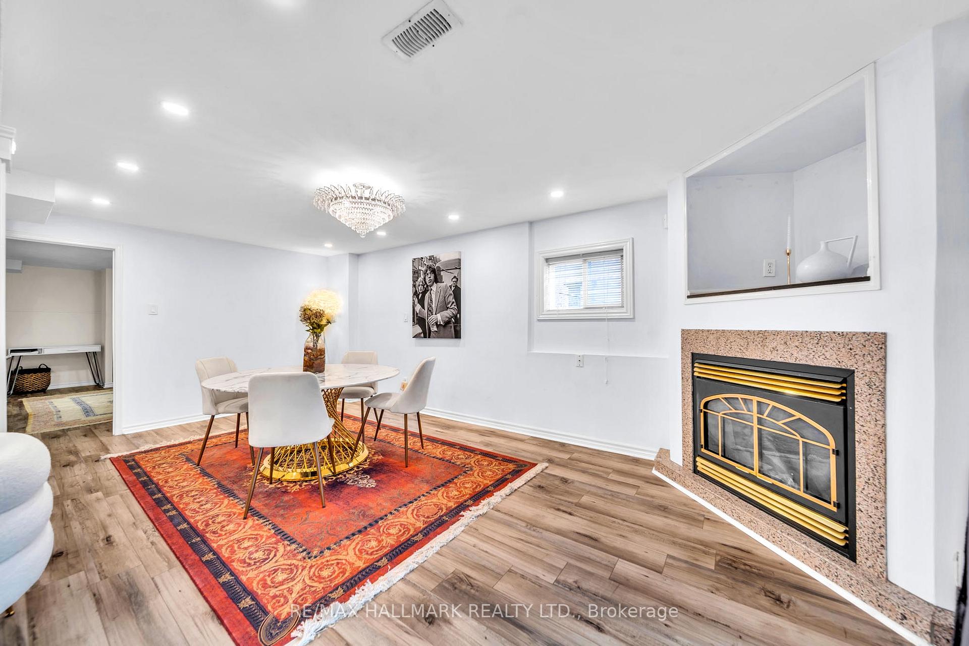Photo 37 of 58 Alexis Road, Markham, Thornlea — HOMEH