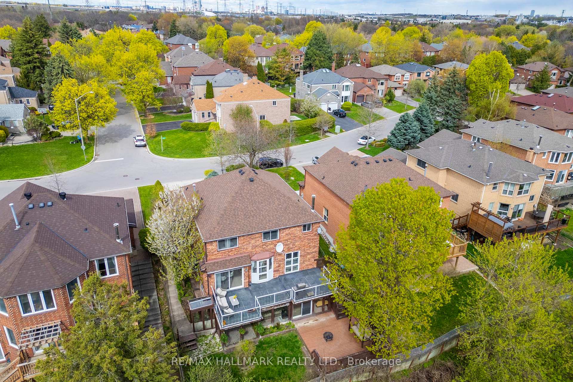 Photo 44 of 58 Alexis Road, Markham, Thornlea — HOMEH