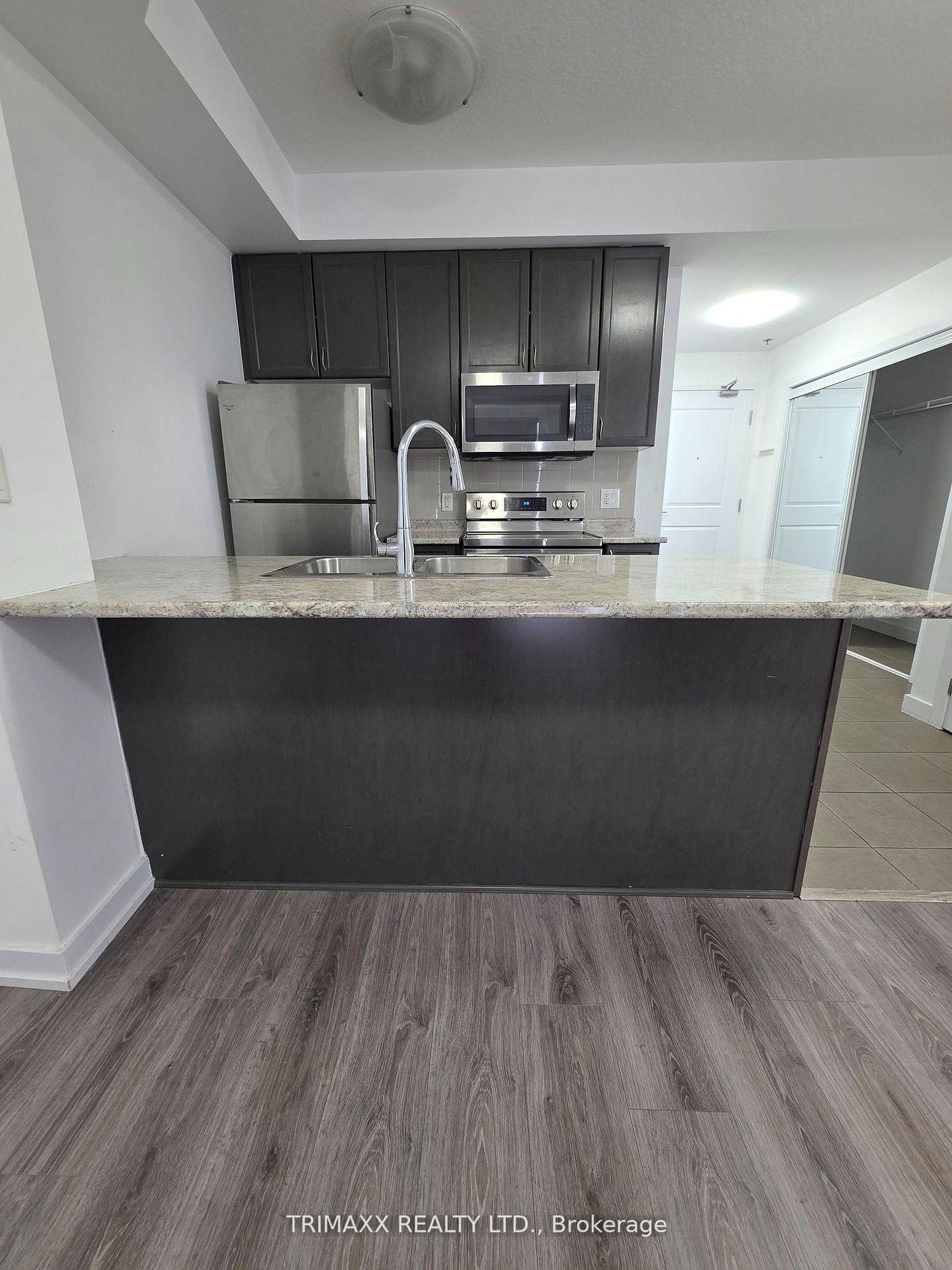 Photo 10 of 2486 Old Bronte Road, Oakville, Westmount — HOMEH