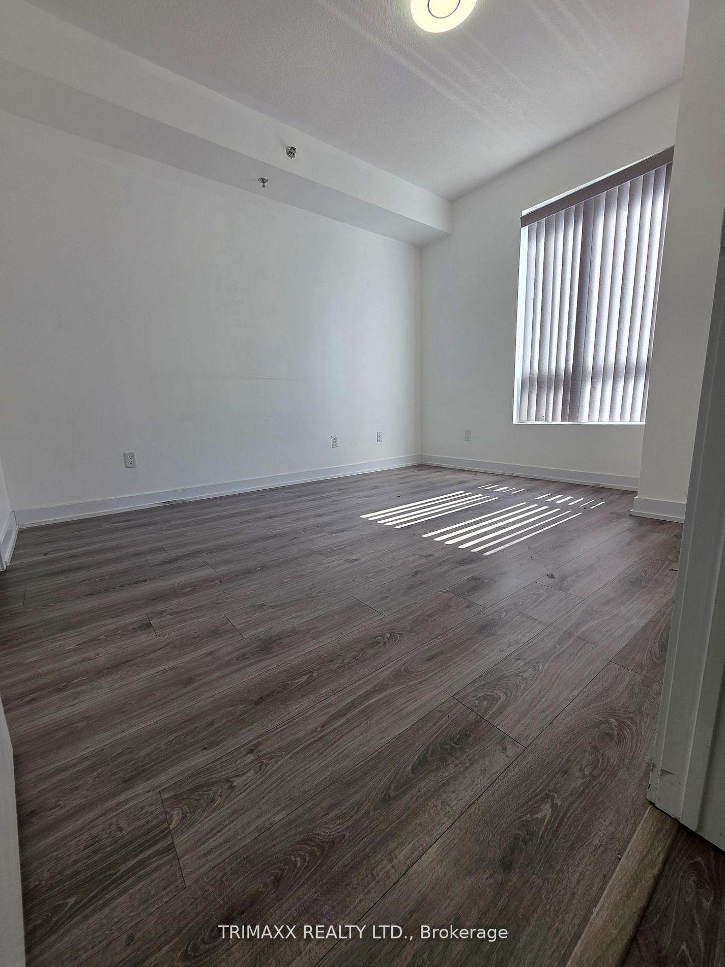 Photo 13 of 2486 Old Bronte Road, Oakville, Westmount — HOMEH