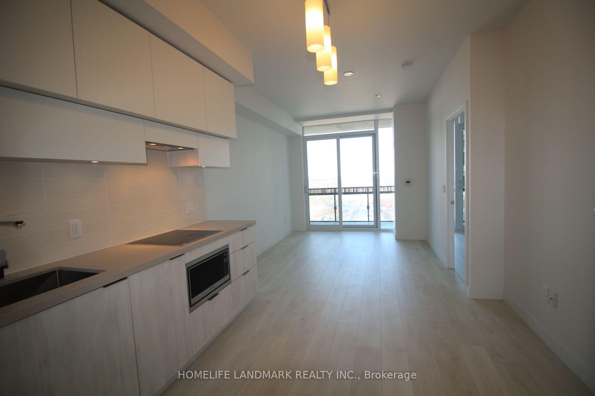Photo 2 of Unit 2405, 8 Eglinton Avenue E, Toronto, Mount Pleasant West — HOMEH
