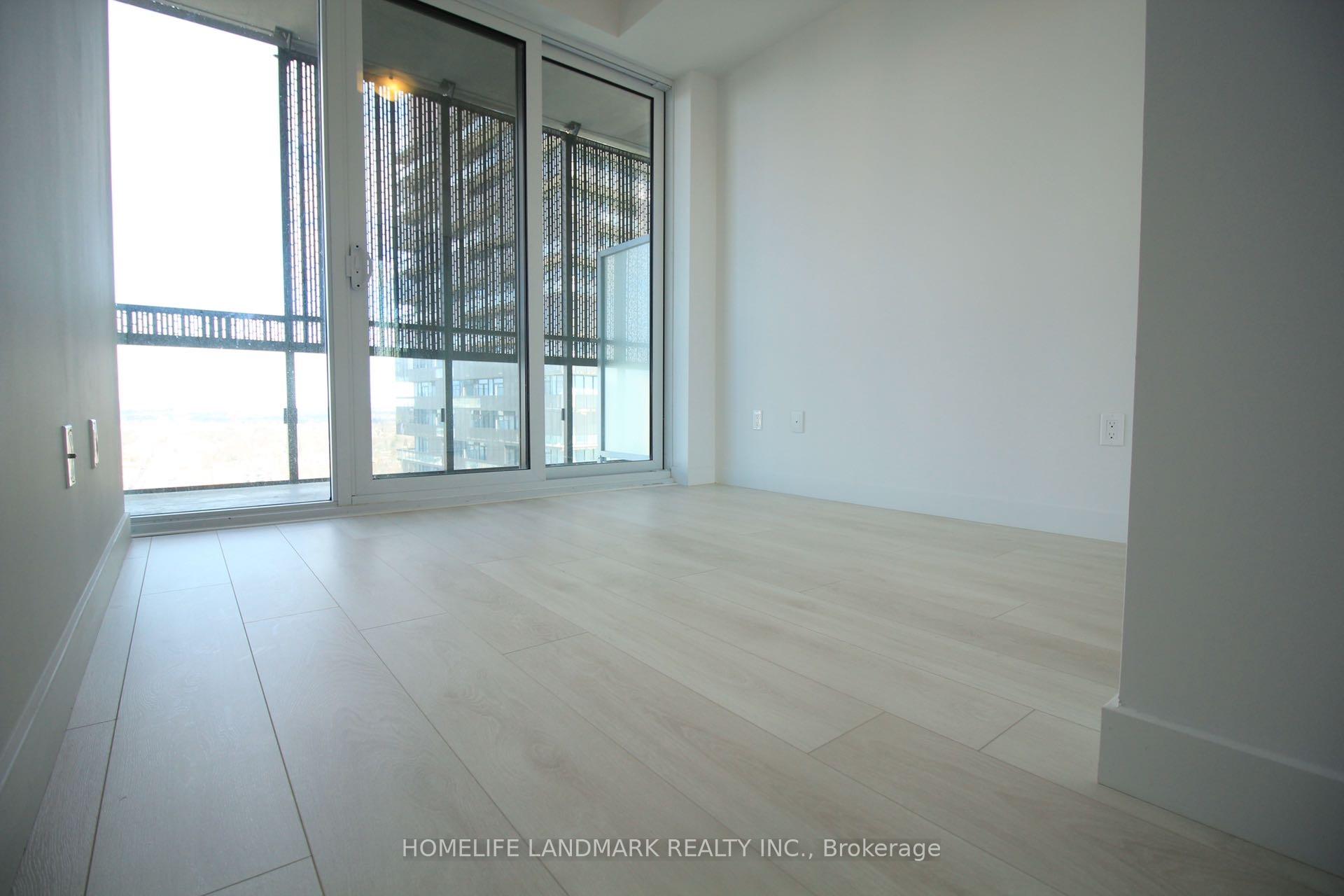 Photo 4 of Unit 2405, 8 Eglinton Avenue E, Toronto, Mount Pleasant West — HOMEH