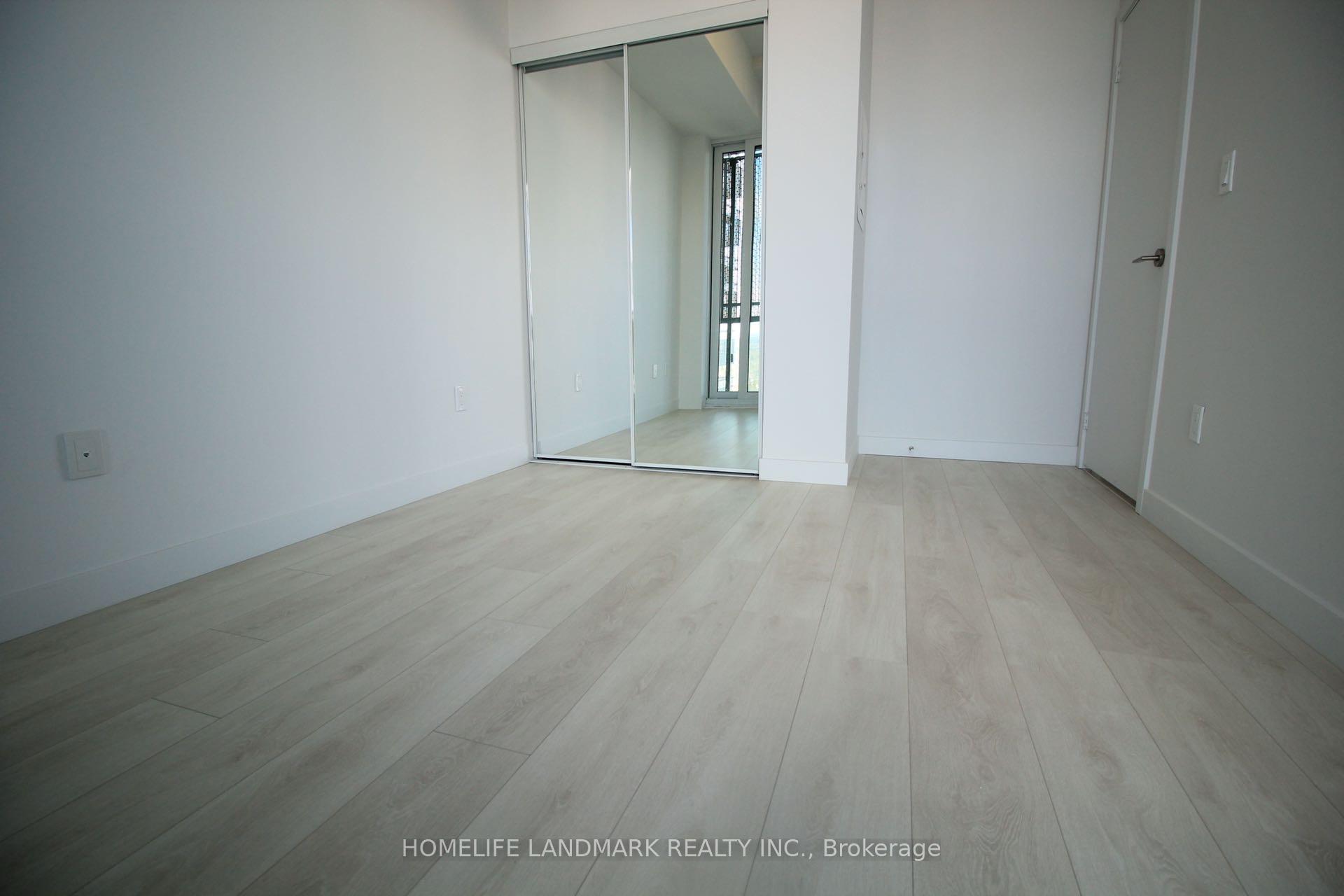 Photo 5 of Unit 2405, 8 Eglinton Avenue E, Toronto, Mount Pleasant West — HOMEH