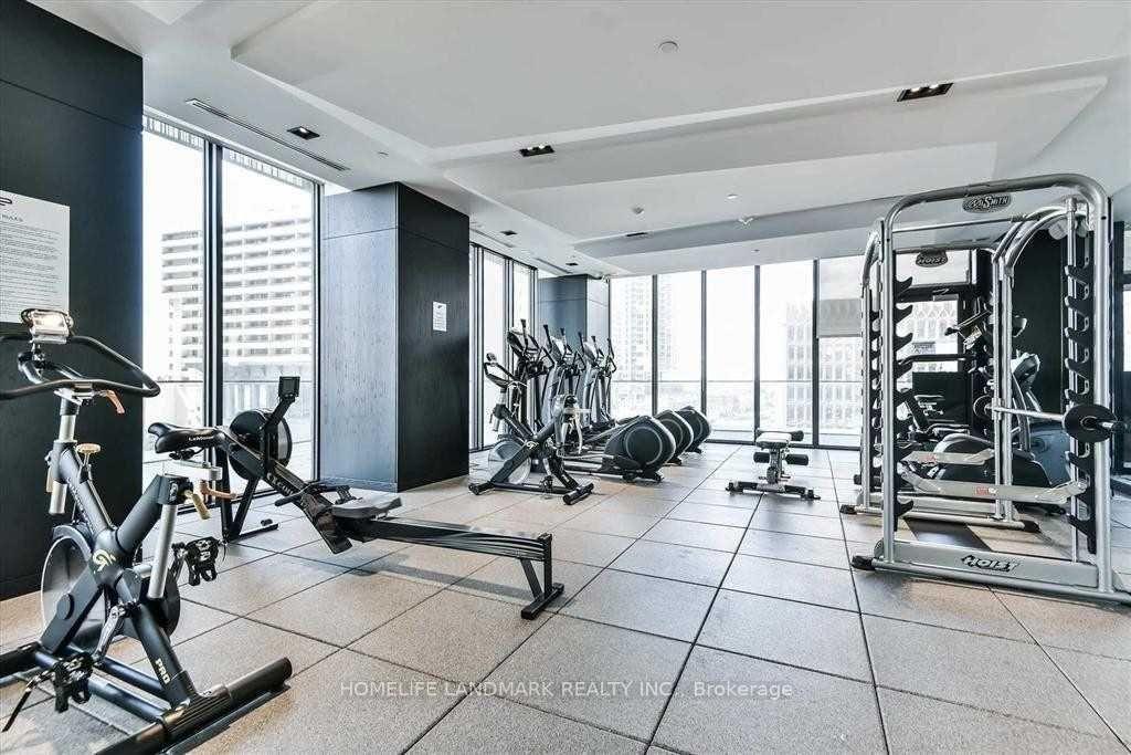 Photo 10 of Unit 2405, 8 Eglinton Avenue E, Toronto, Mount Pleasant West — HOMEH