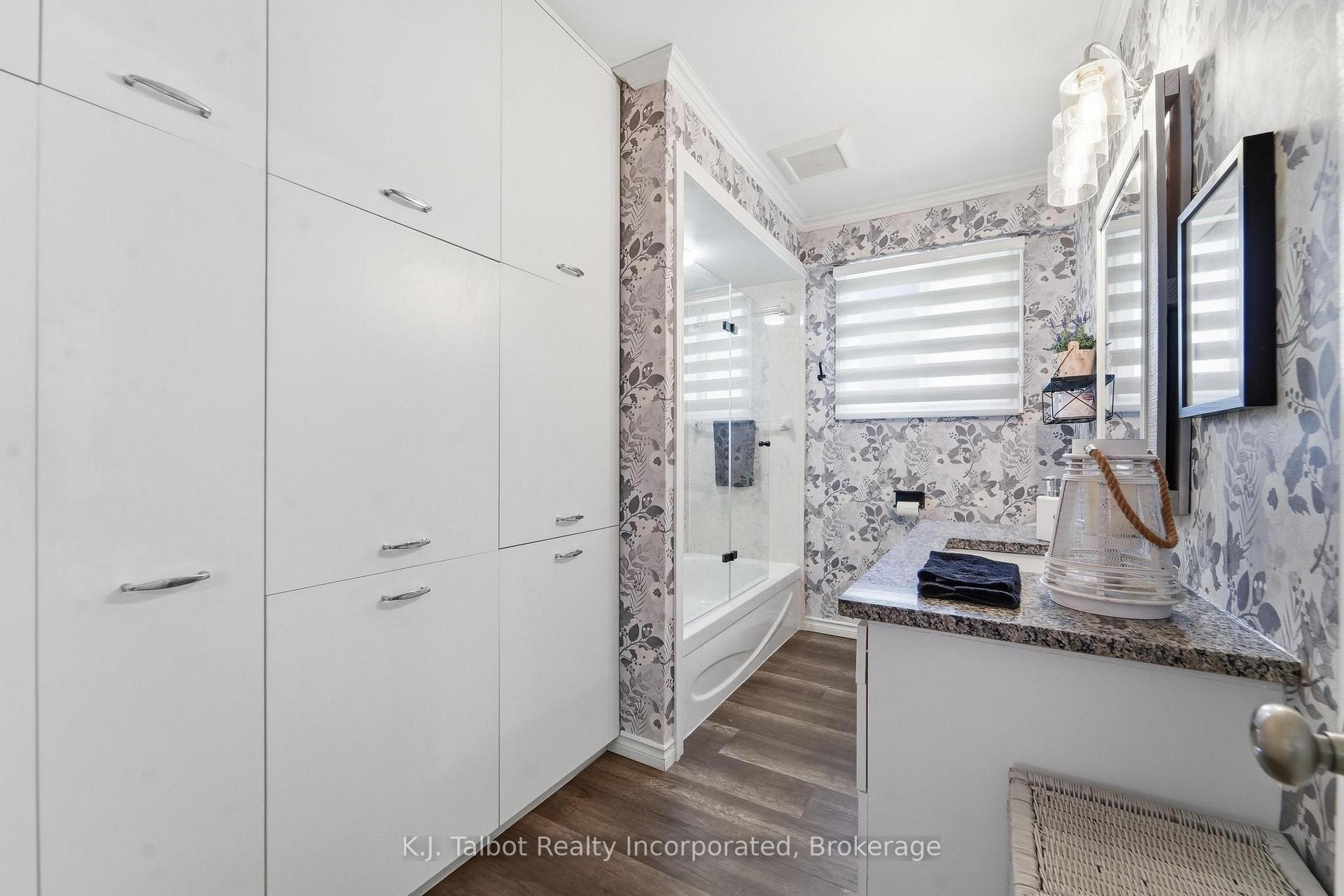 Photo 17 of 72163 Lakeshore Drive N, Bluewater, Hay — HOMEH