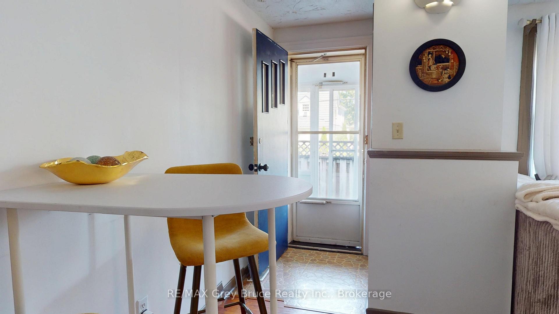 Photo 16 of 250 2nd Avenue E, Owen Sound — HOMEH