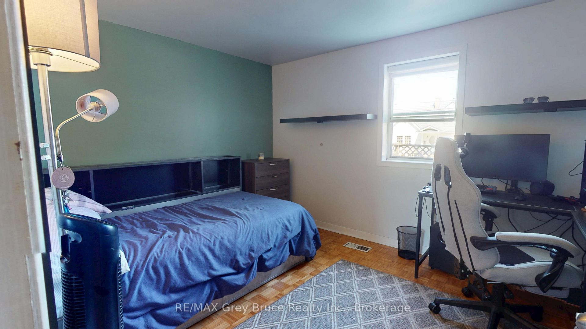 Photo 30 of 250 2nd Avenue E, Owen Sound — HOMEH