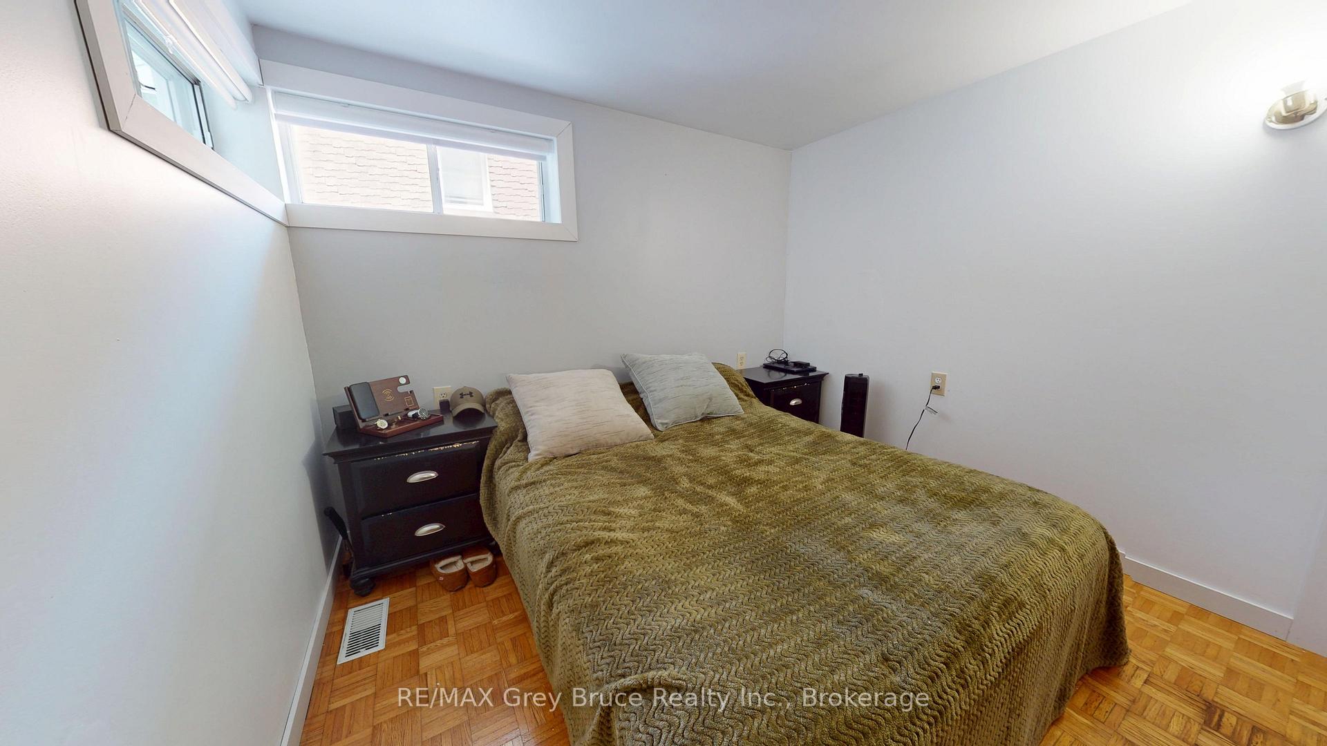 Photo 34 of 250 2nd Avenue E, Owen Sound — HOMEH