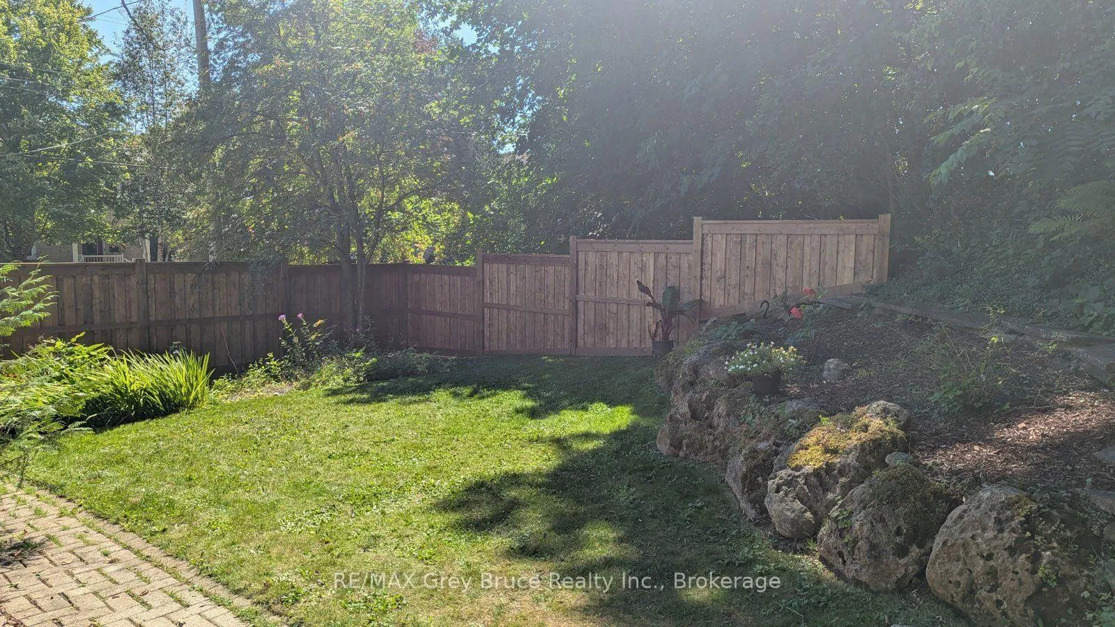 Photo 39 of 250 2nd Avenue E, Owen Sound — HOMEH