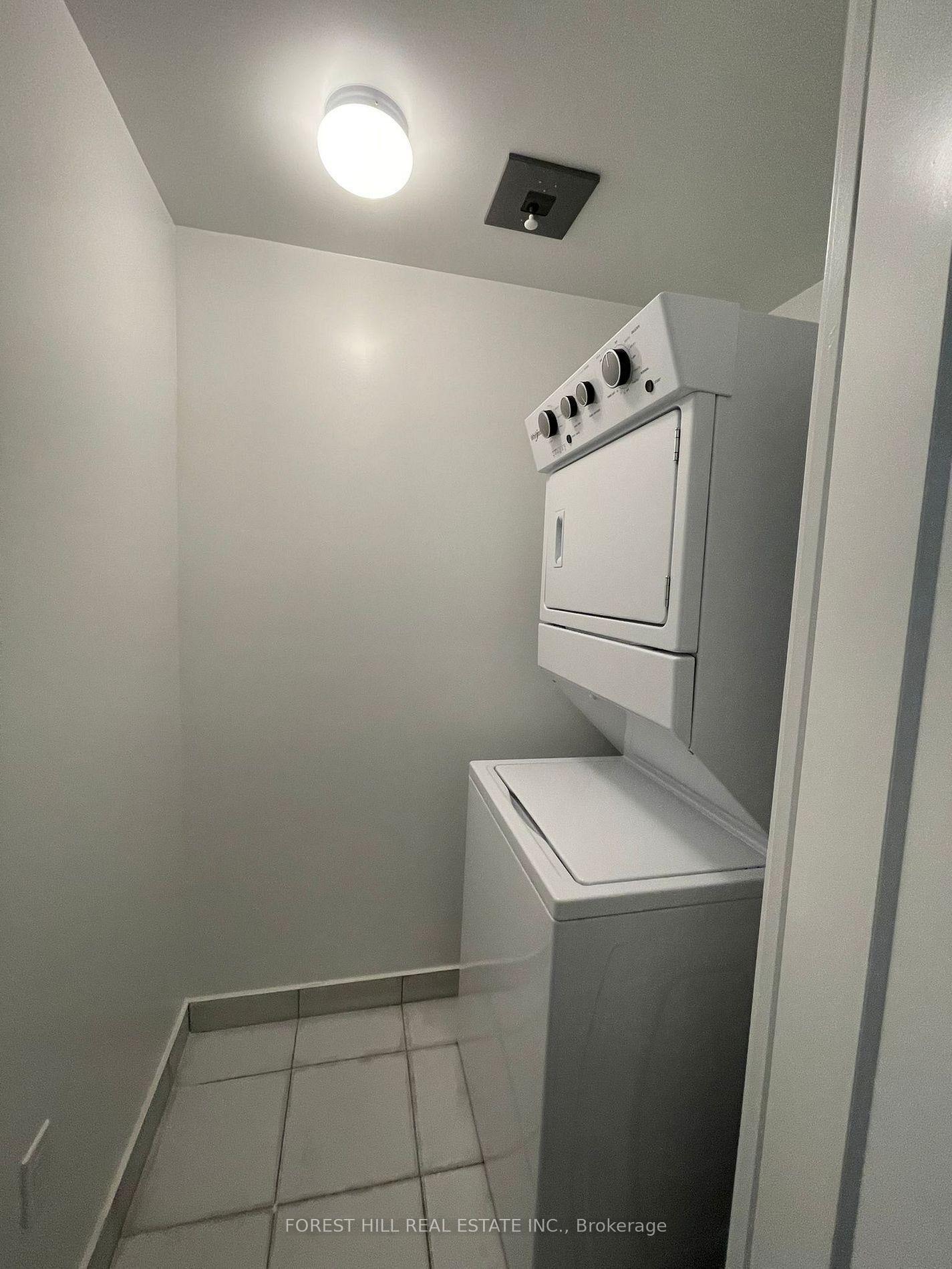 Photo 5 of Unit 705, 105 Oneida Crescent, Richmond Hill, Langstaff — HOMEH