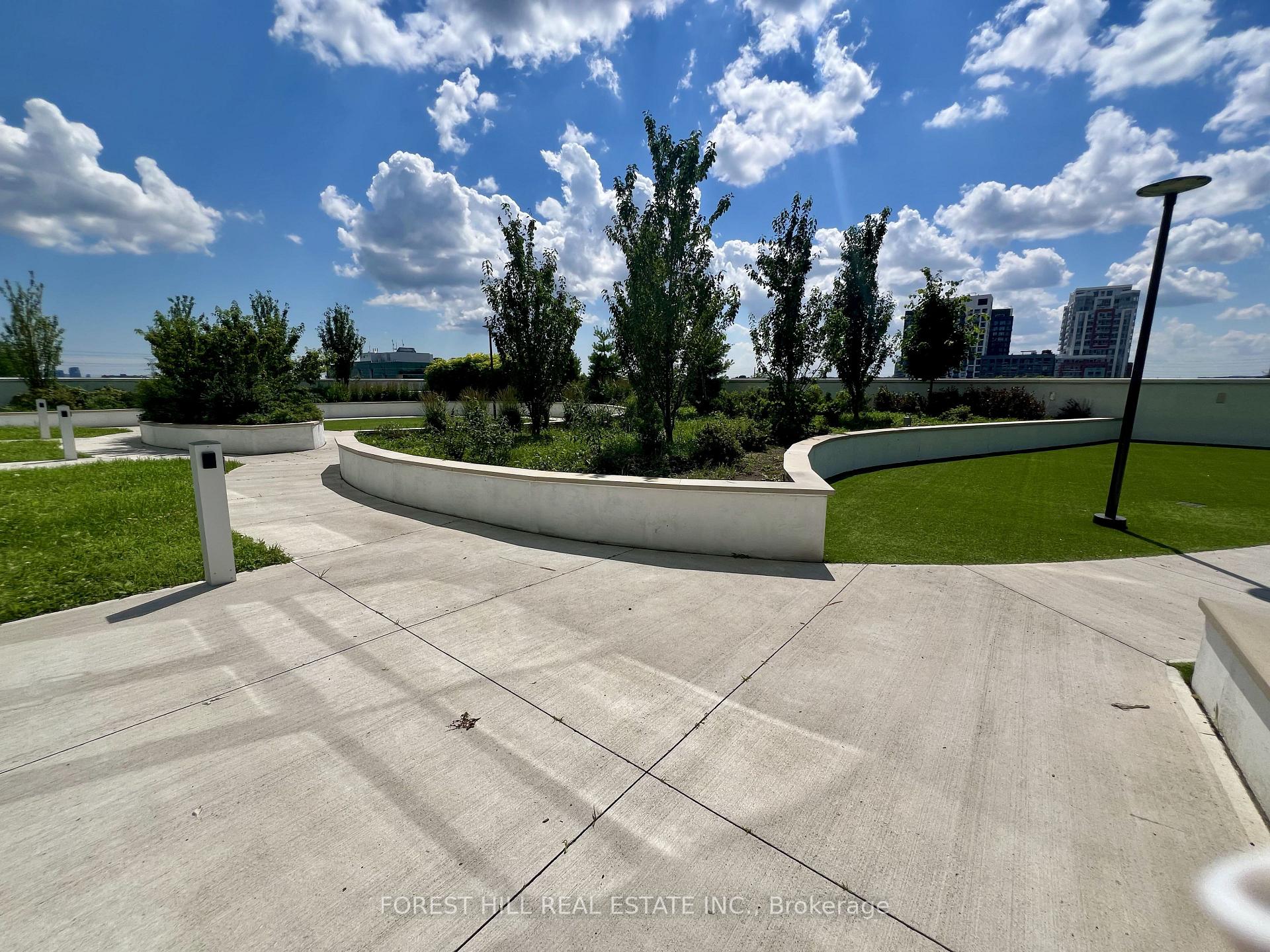 Photo 16 of Unit 705, 105 Oneida Crescent, Richmond Hill, Langstaff — HOMEH
