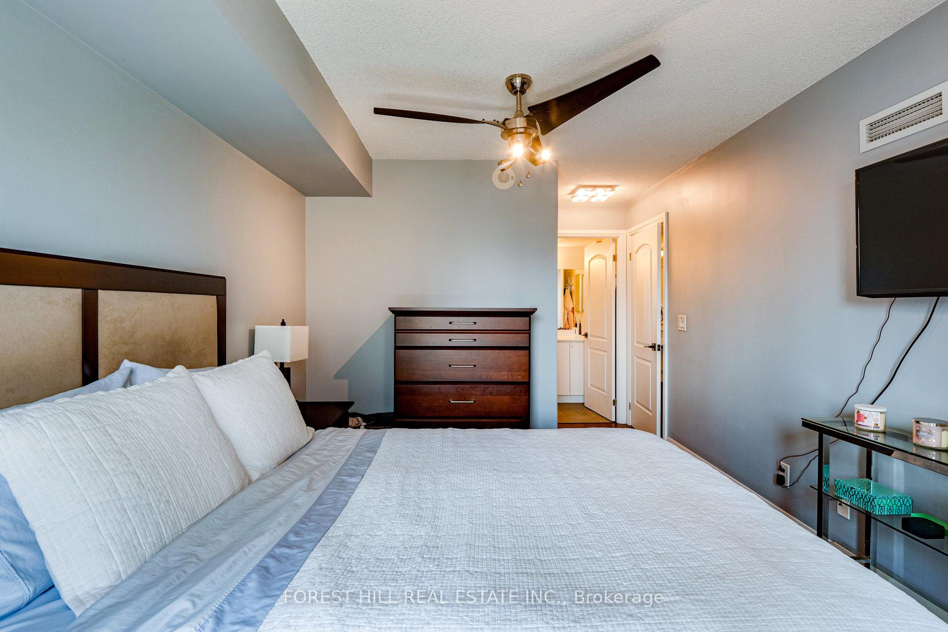 Photo 19 of Unit 214, 30 North Park Road, Vaughan, Beverley Glen — HOMEH