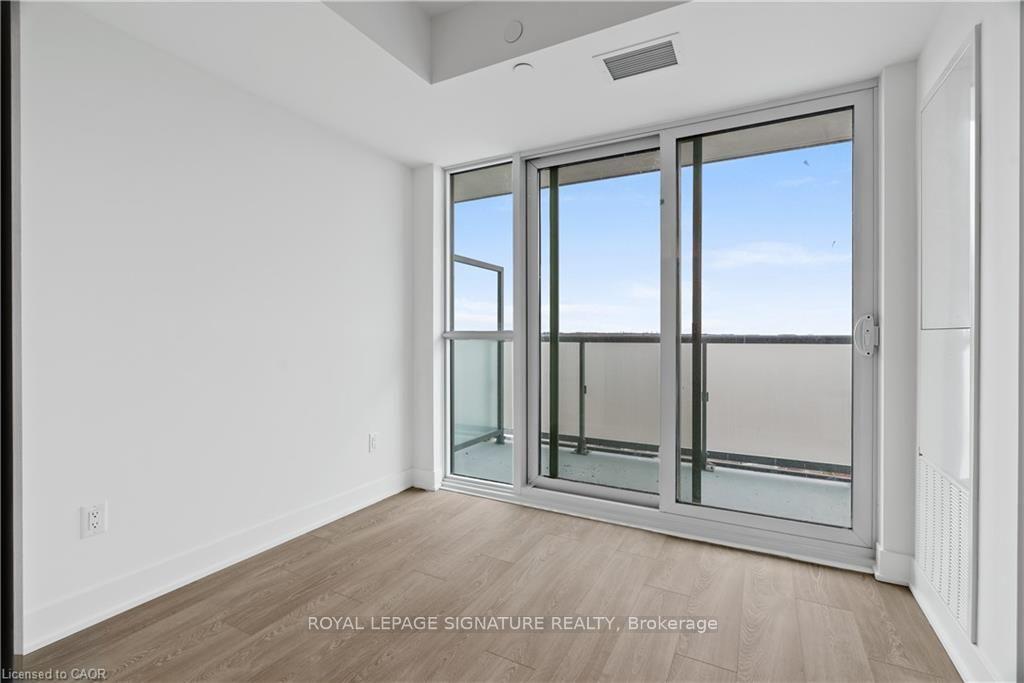 Photo 9 of Unit 2621, 2545 Simcoe Street N, Oshawa, Windfields — HOMEH